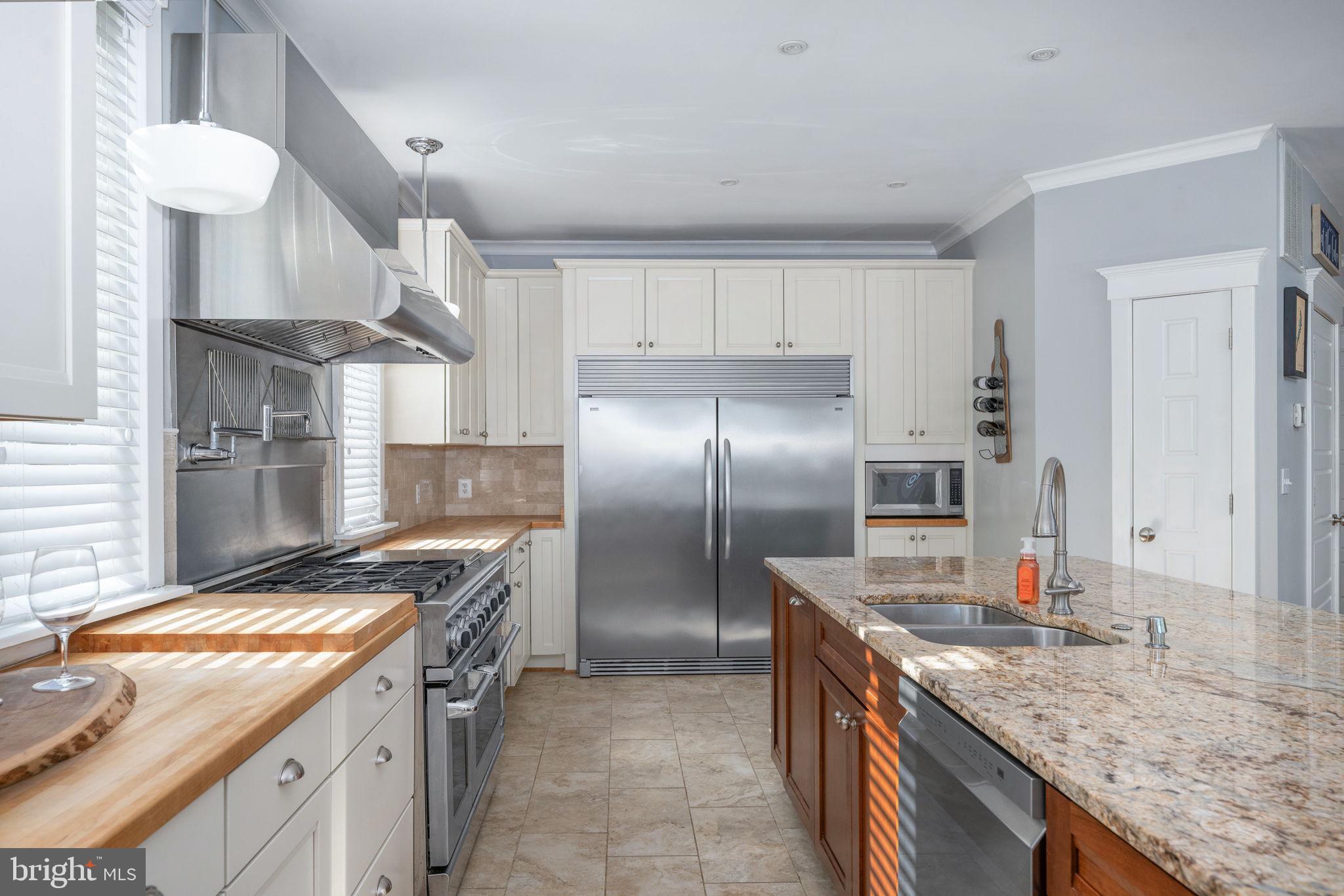 LAKE OF THE WOODS - Residential