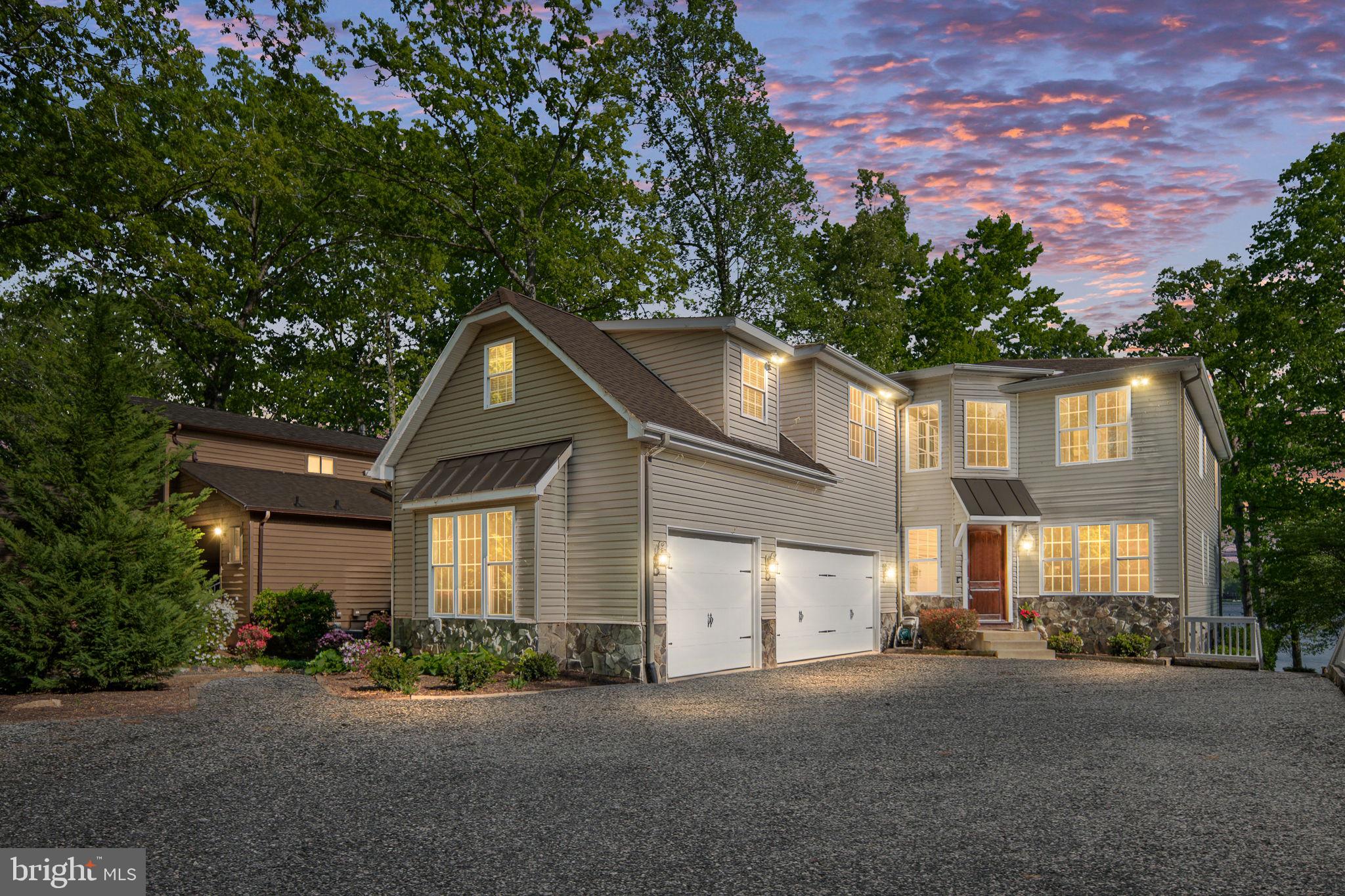 LAKE OF THE WOODS - Residential