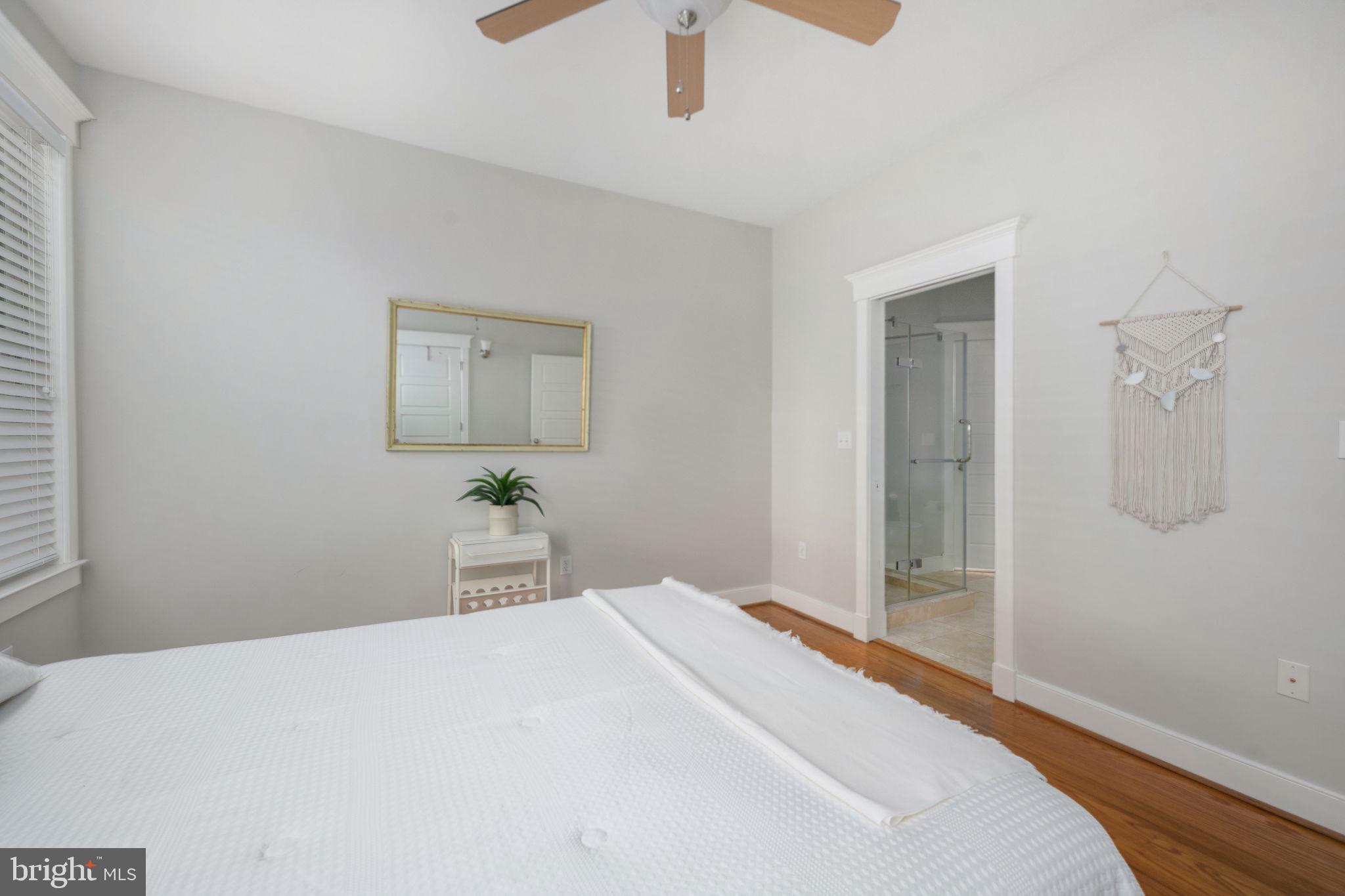 LAKE OF THE WOODS - Residential