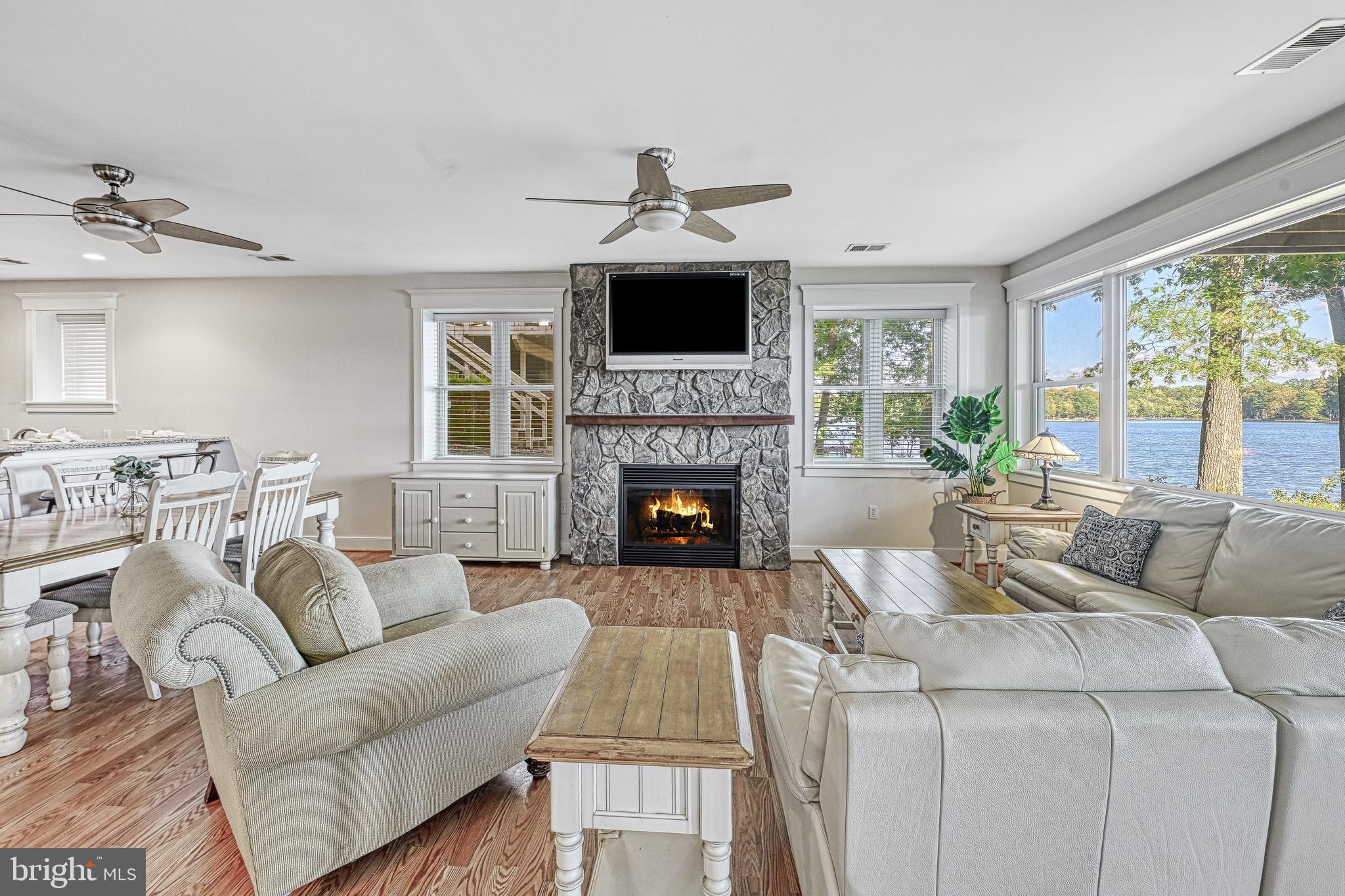 LAKE OF THE WOODS - Residential