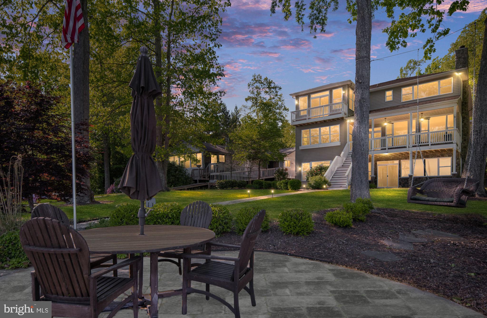 LAKE OF THE WOODS - Residential