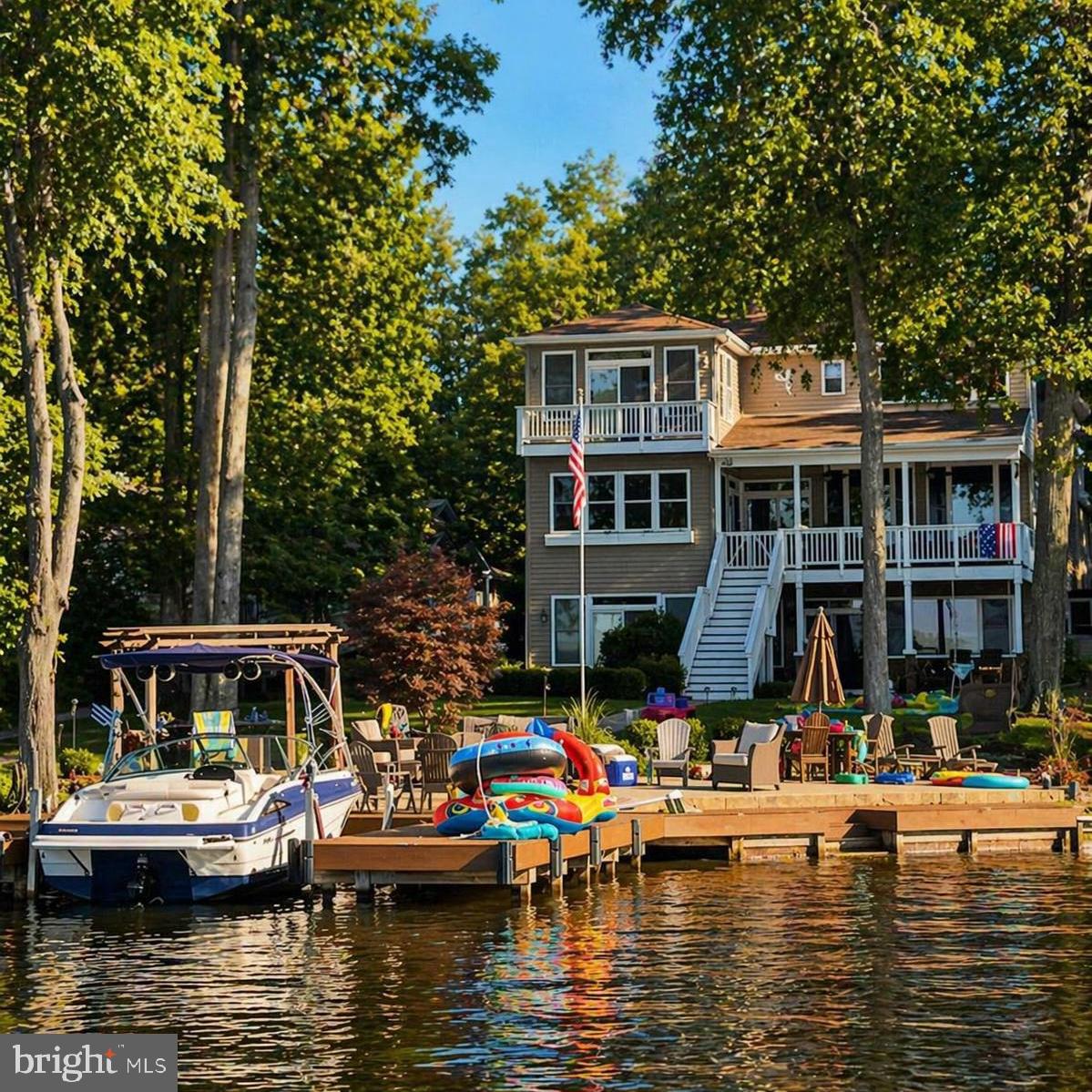 LAKE OF THE WOODS - Residential