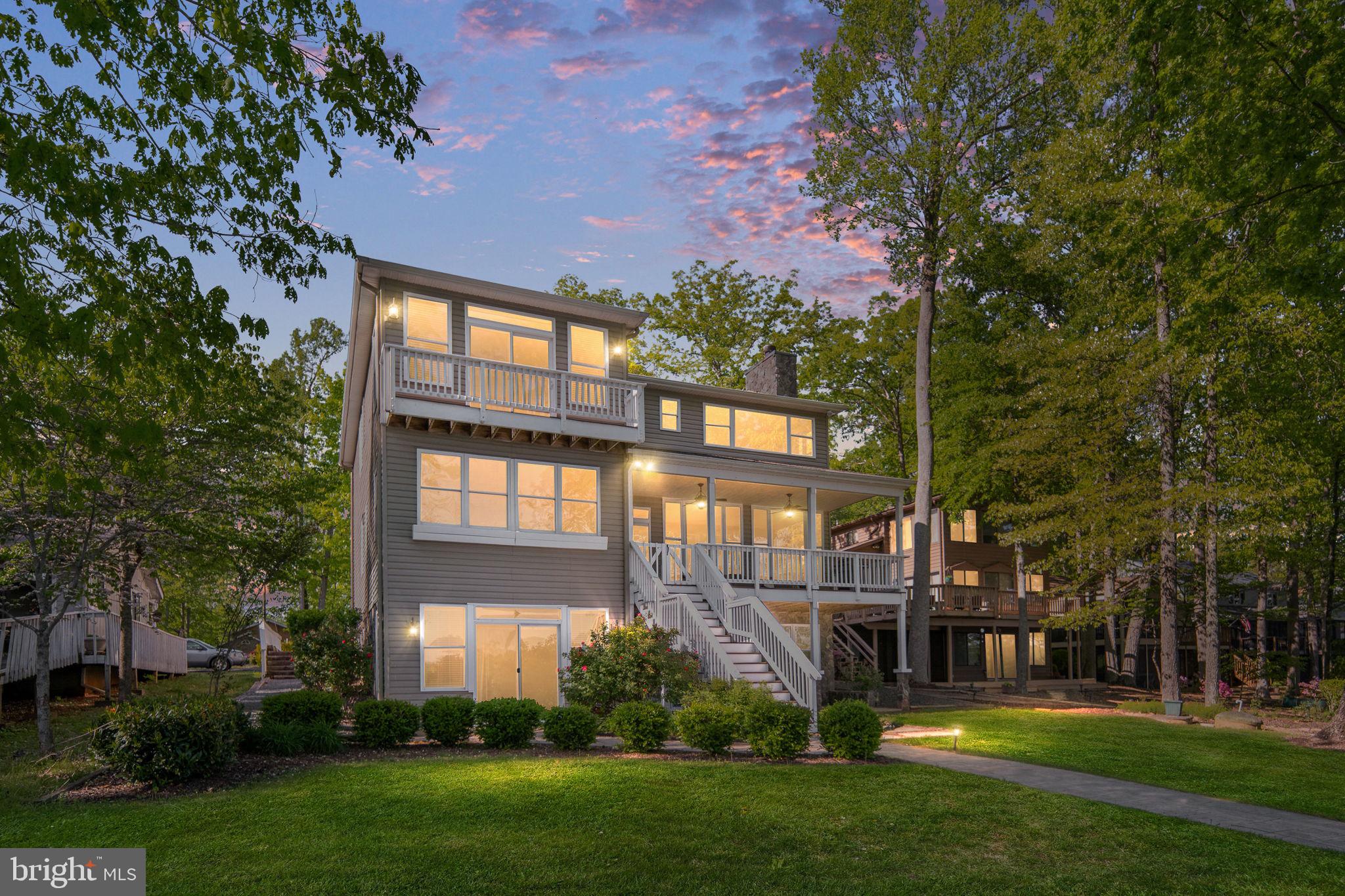 LAKE OF THE WOODS - Residential