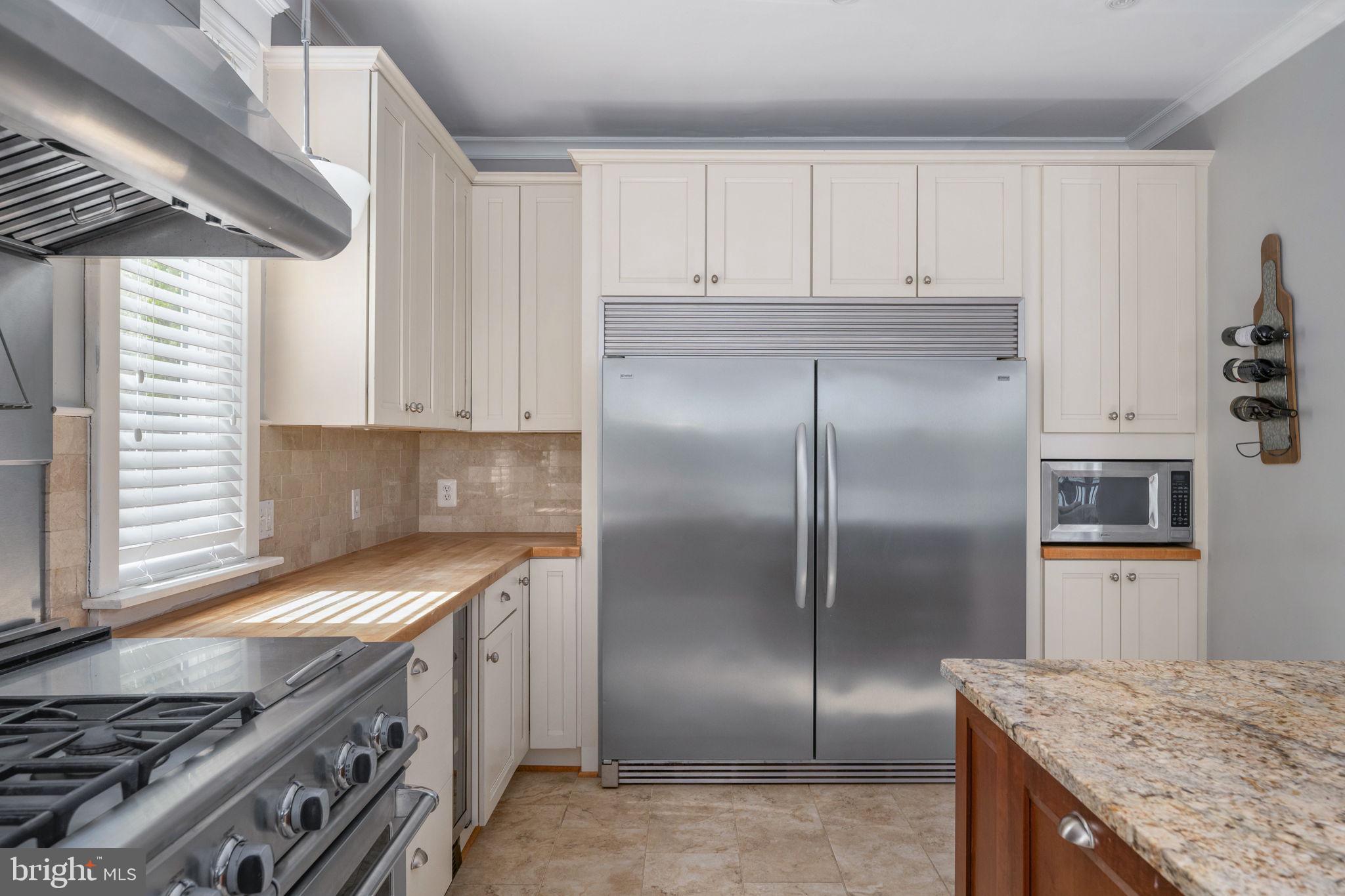 LAKE OF THE WOODS - Residential