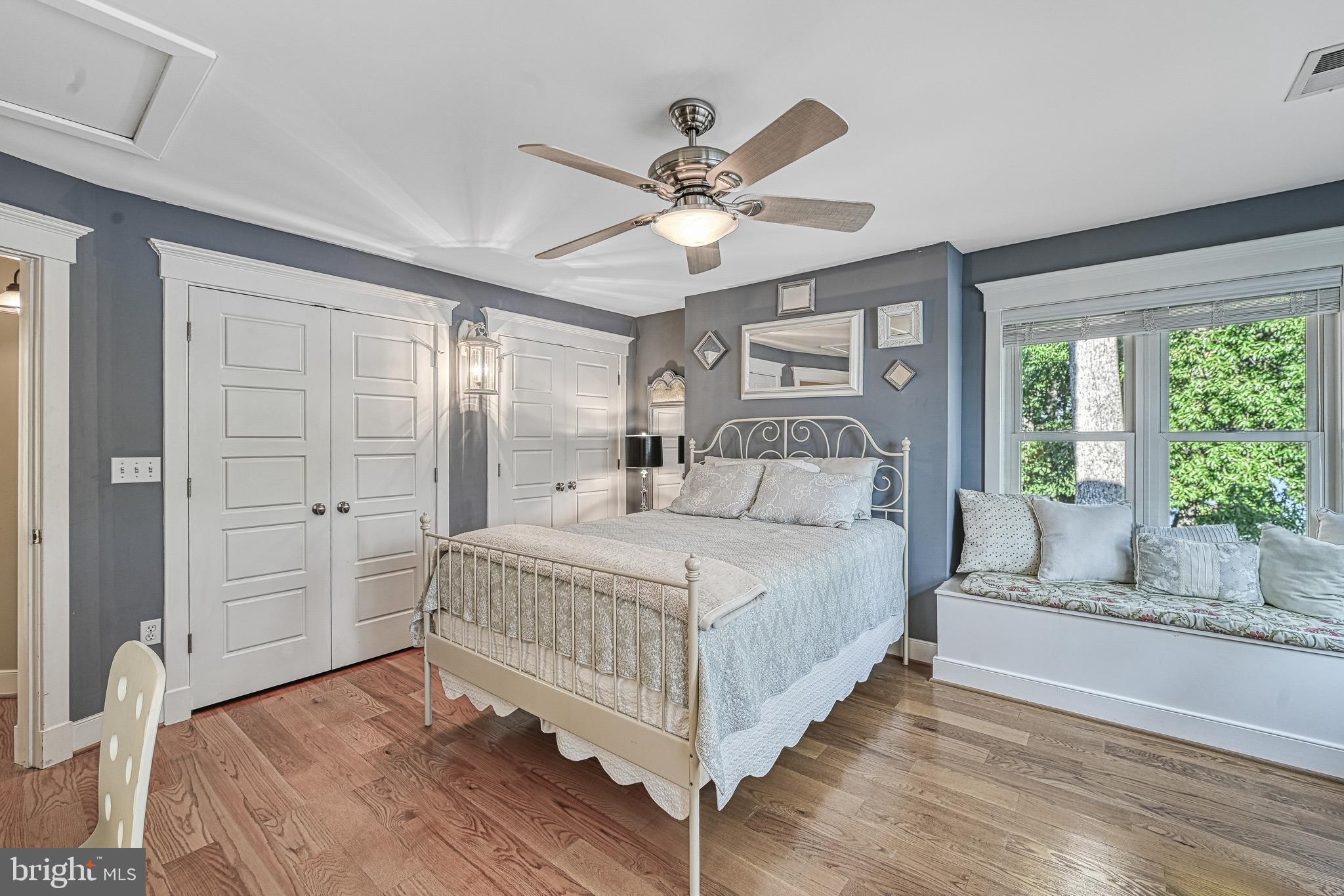 LAKE OF THE WOODS - Residential