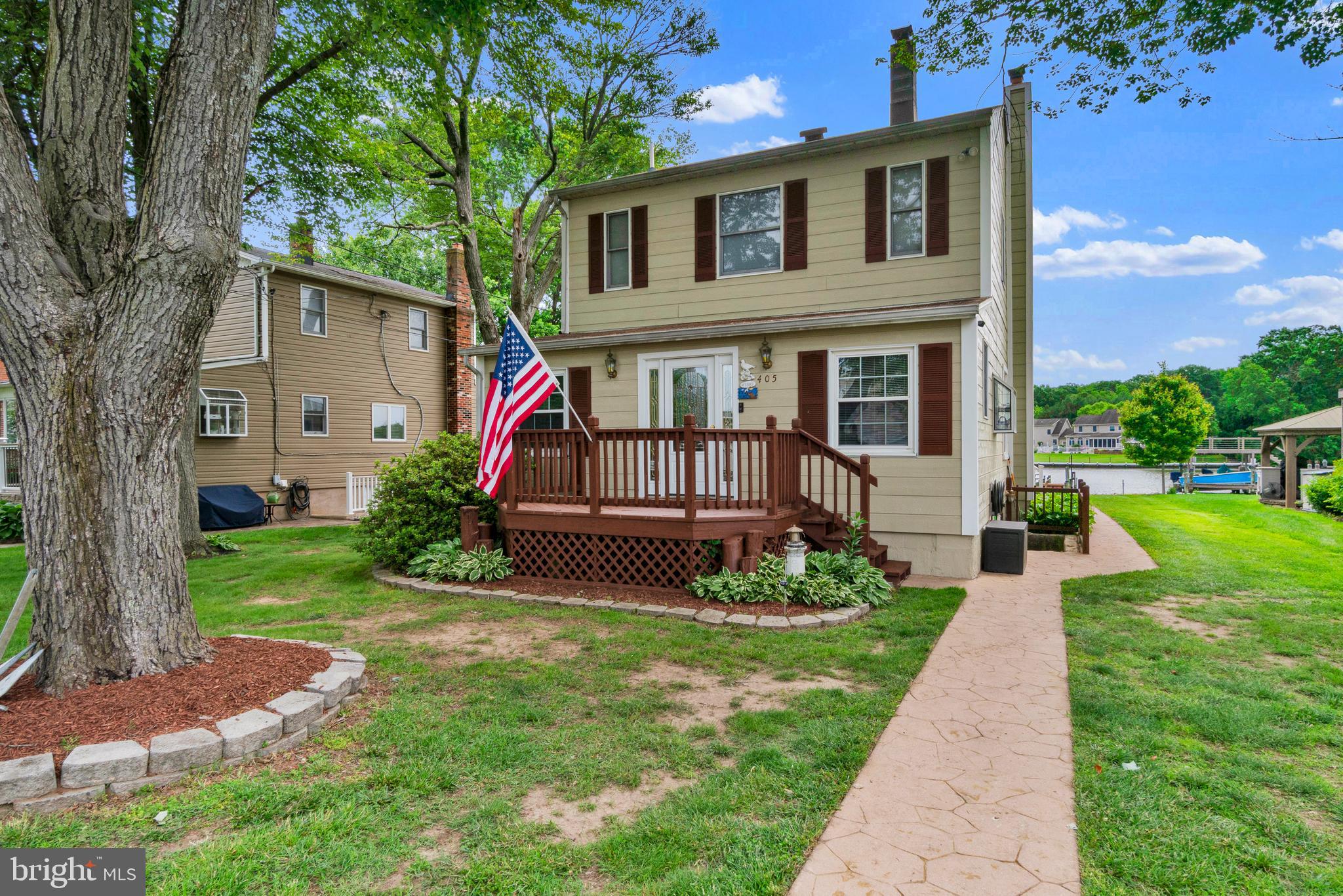 BOWLEYS QUARTERS - Residential