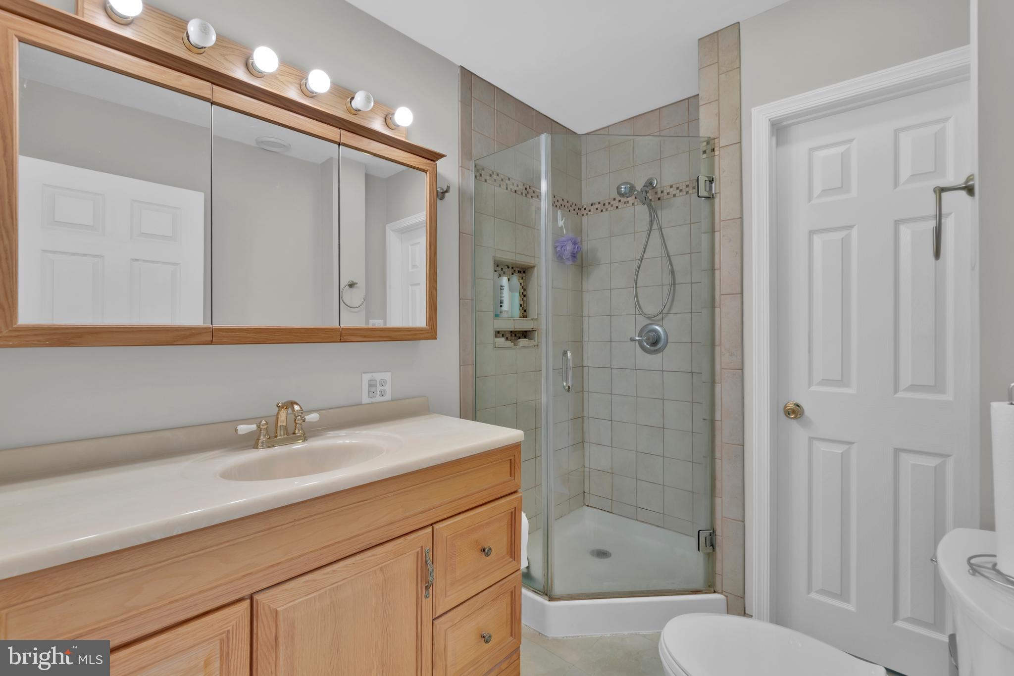 BOWLEYS QUARTERS - Residential