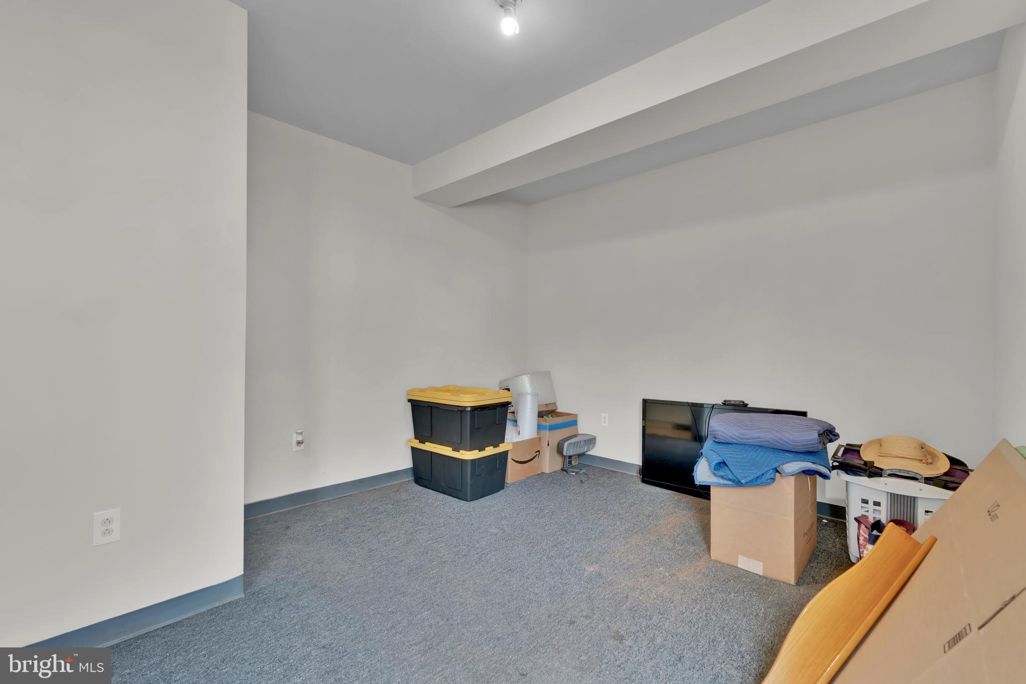 BOWLEYS QUARTERS - Residential