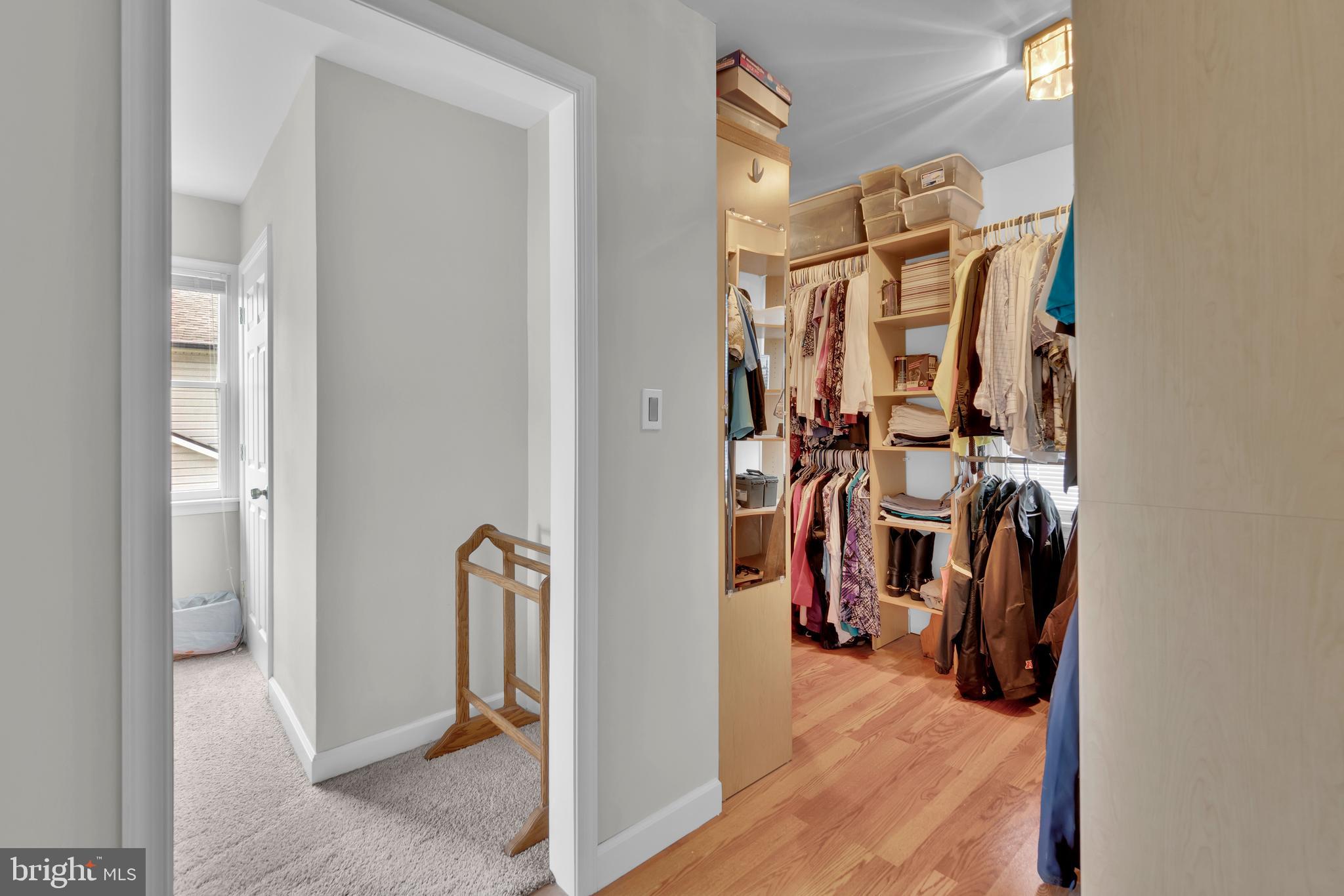 BOWLEYS QUARTERS - Residential