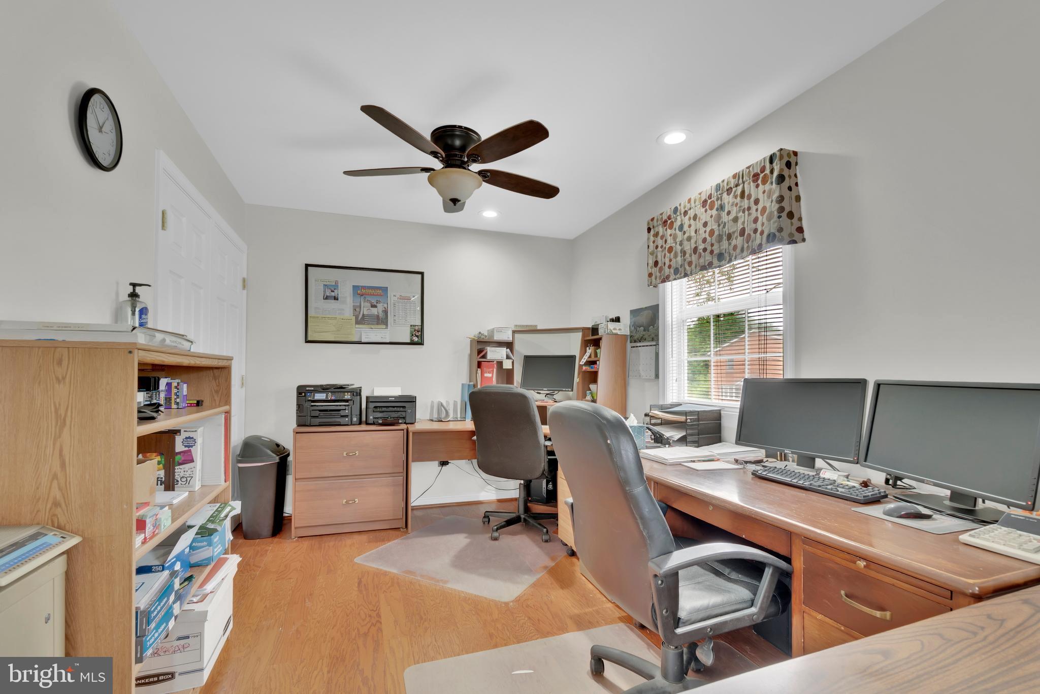 BOWLEYS QUARTERS - Residential