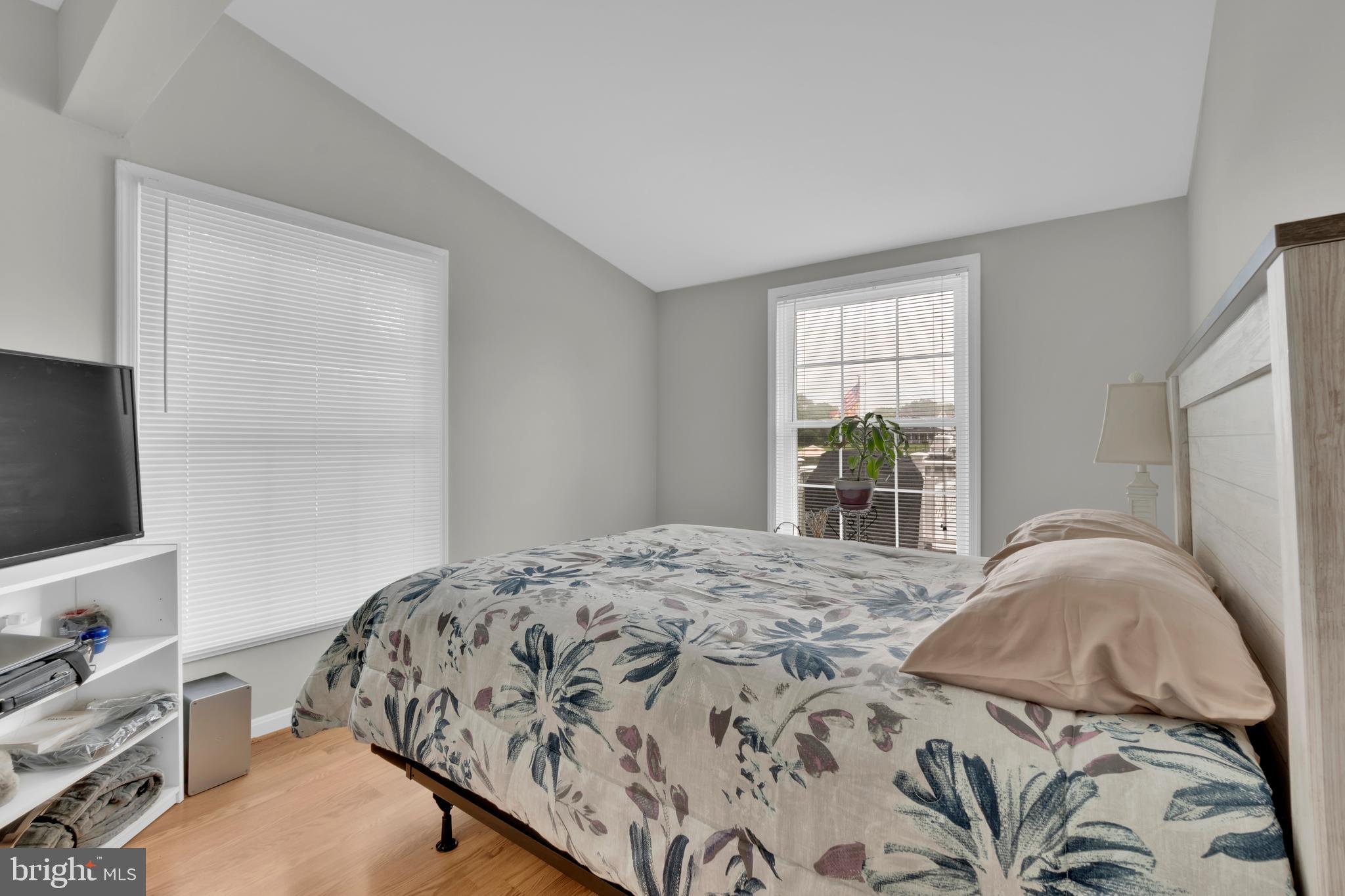 BOWLEYS QUARTERS - Residential