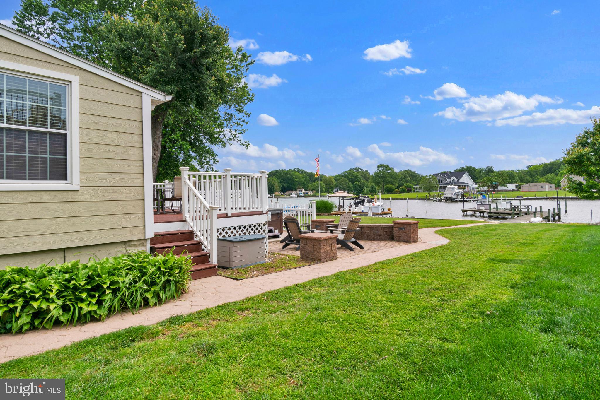 BOWLEYS QUARTERS - Residential