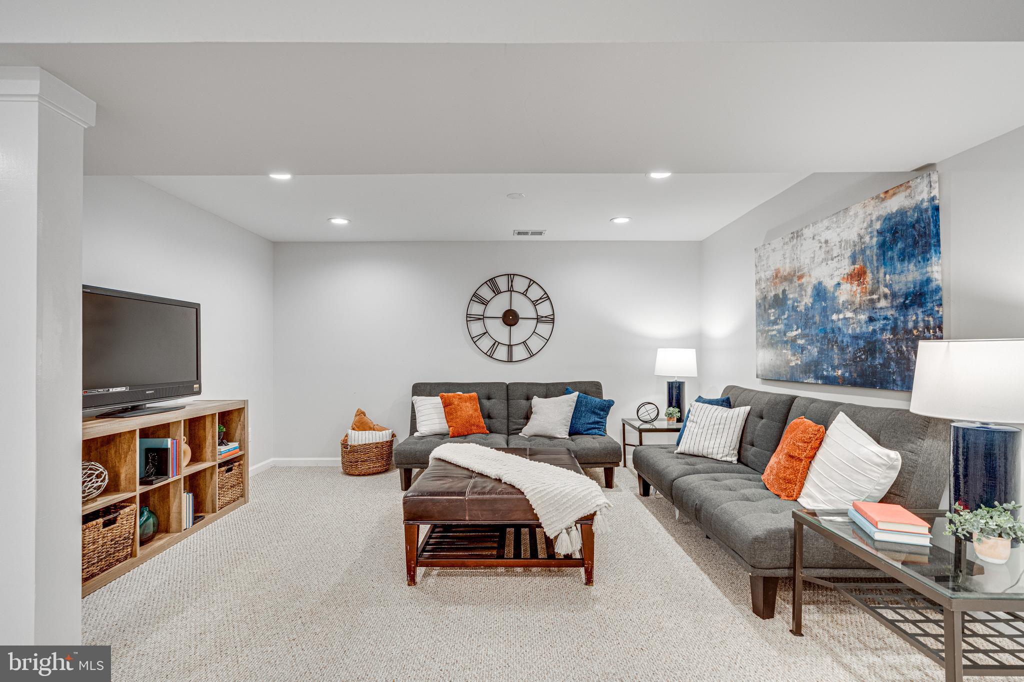 KINGS PARK WEST - Residential