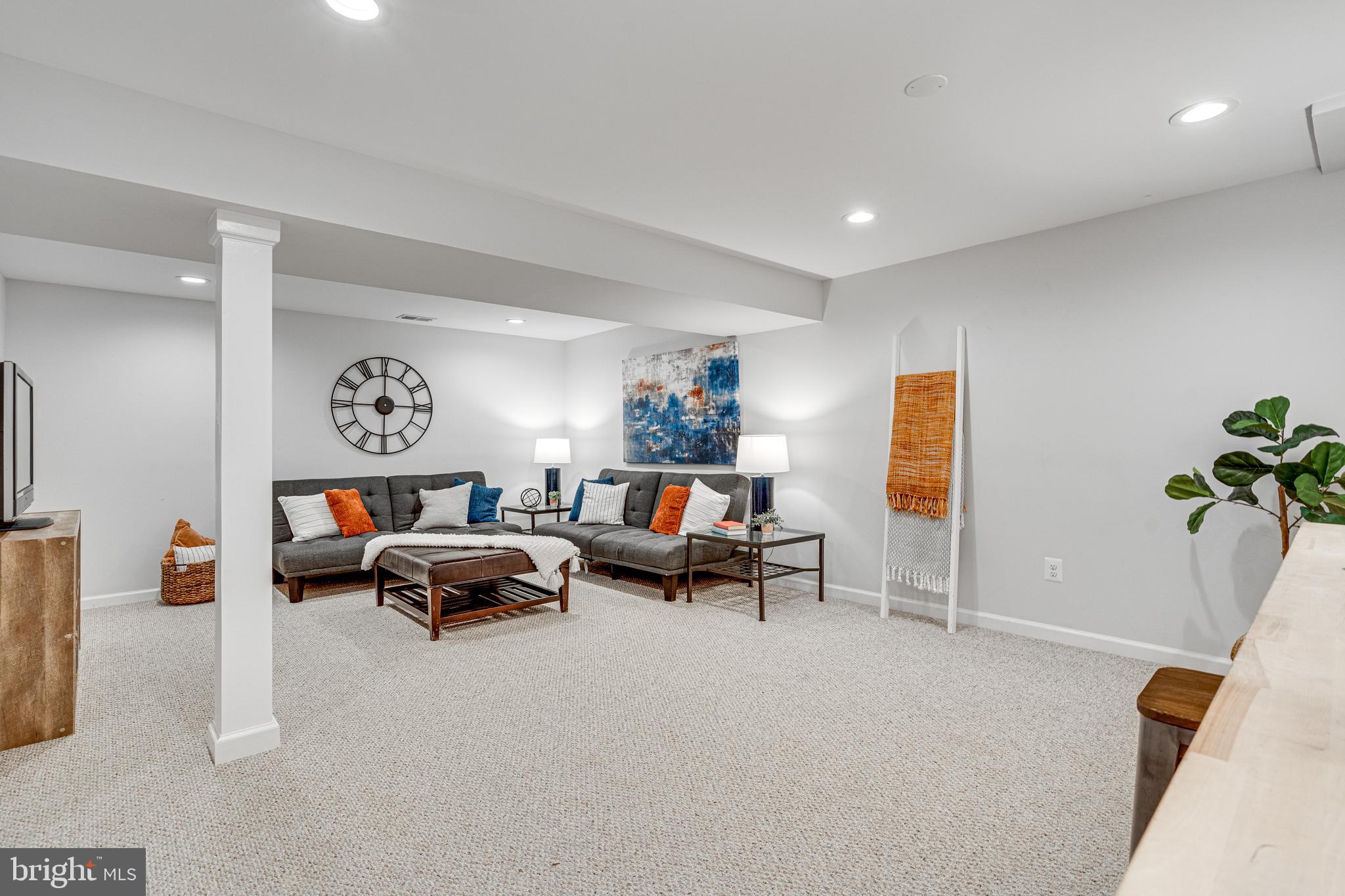 KINGS PARK WEST - Residential