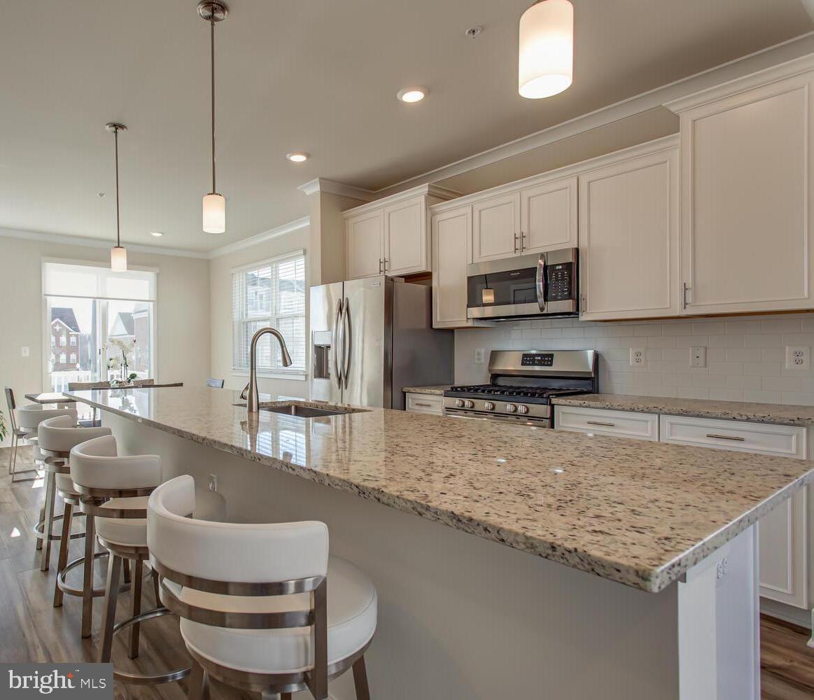 11476 MARY SHELLEY PL