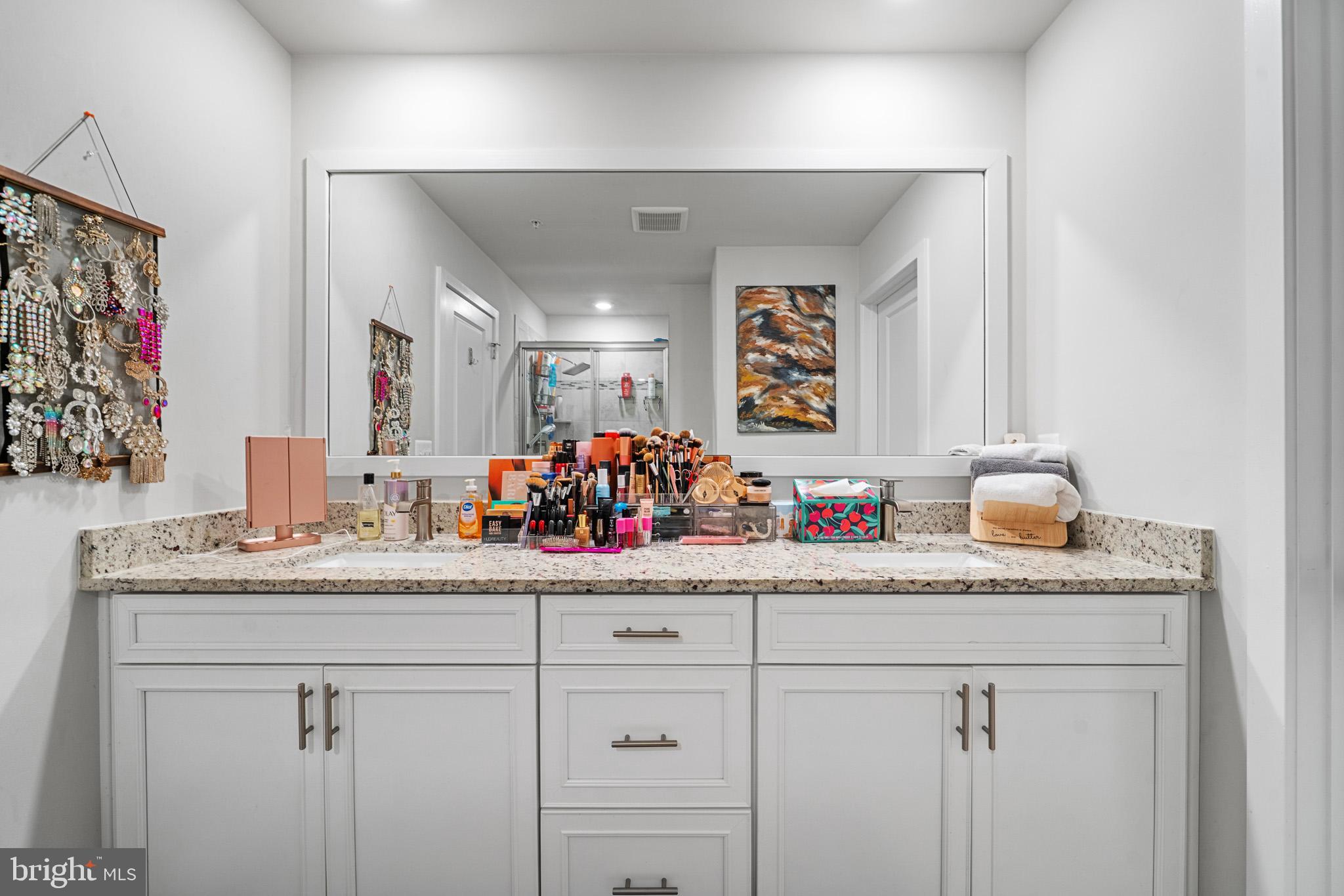 STONEHAVEN - Residential