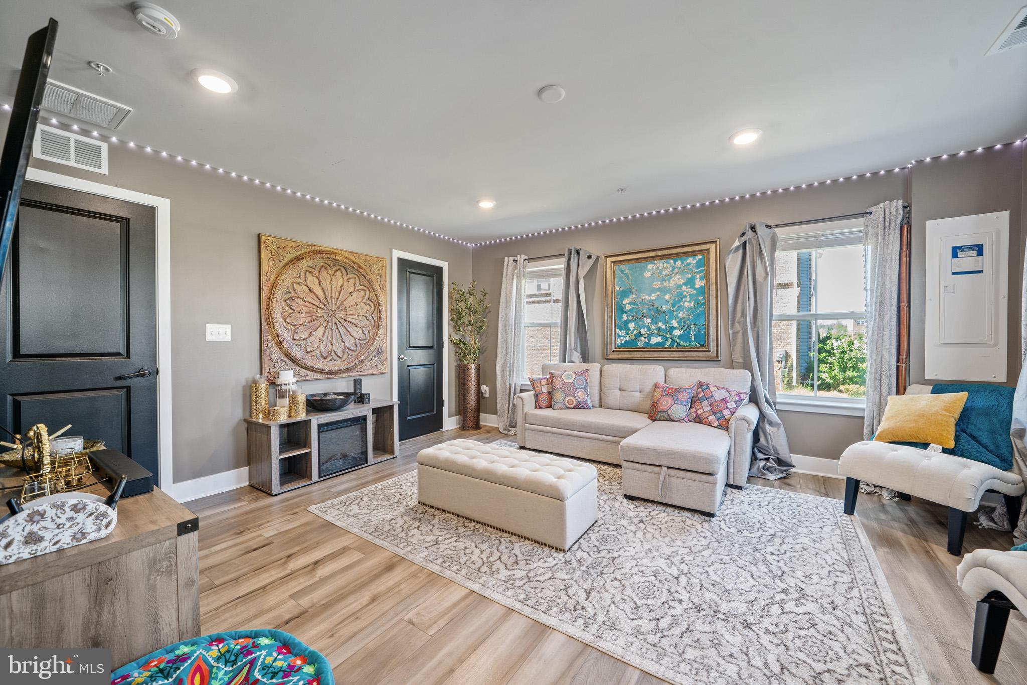 STONEHAVEN - Residential