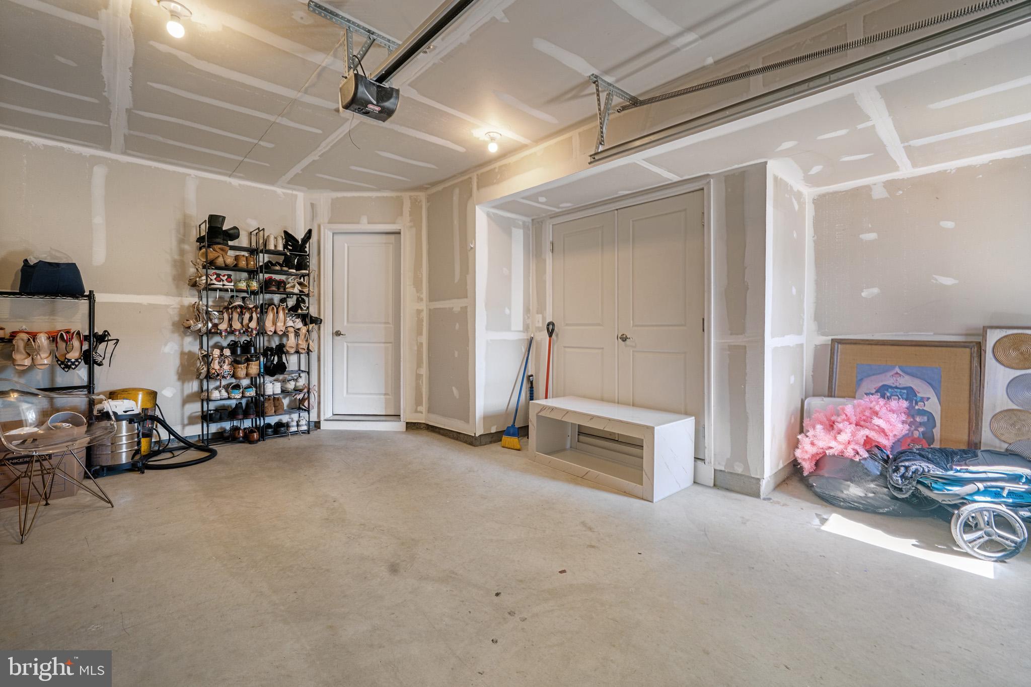 STONEHAVEN - Residential