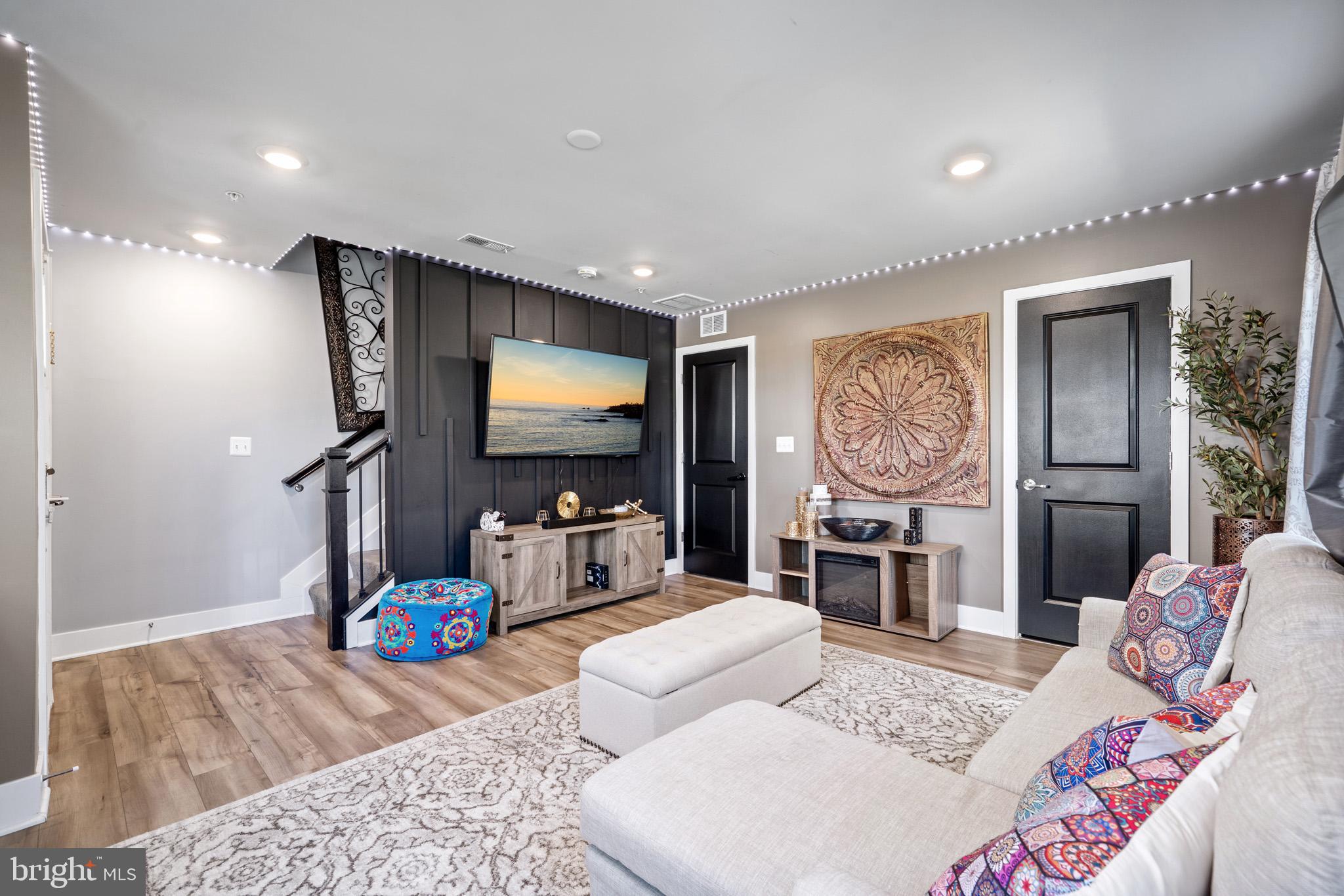 STONEHAVEN - Residential