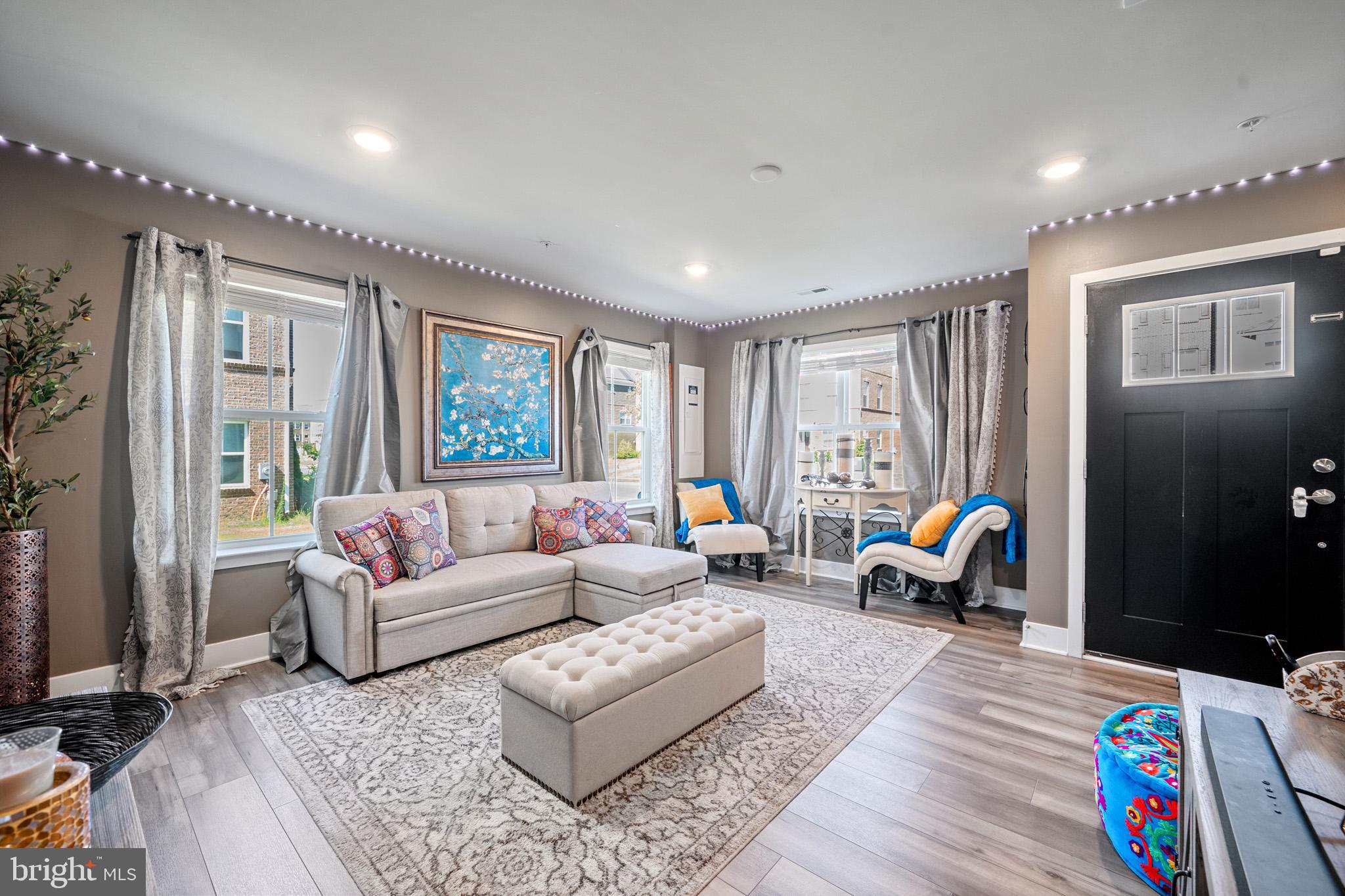 STONEHAVEN - Residential