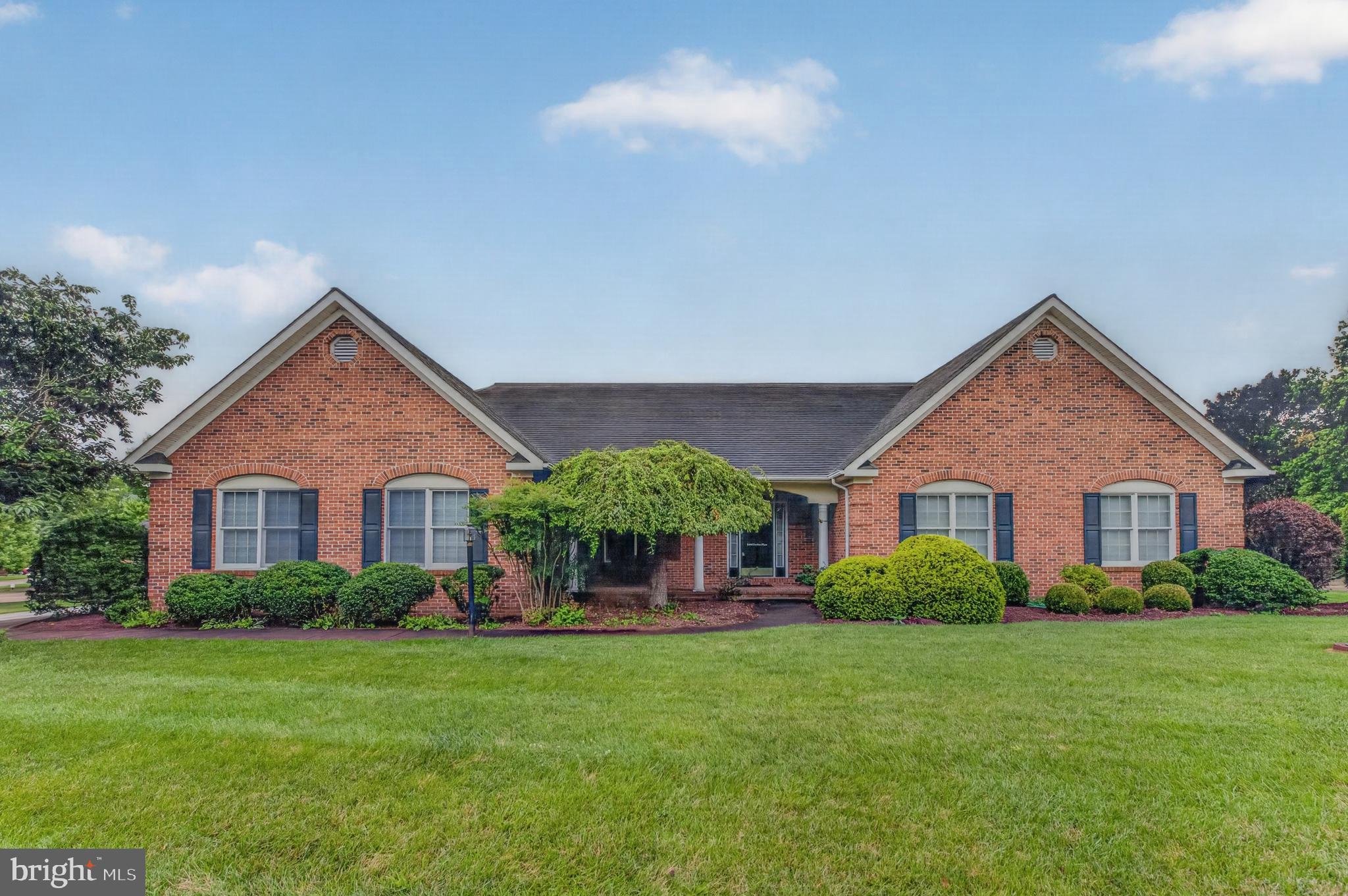 1400 GORDON PLACE