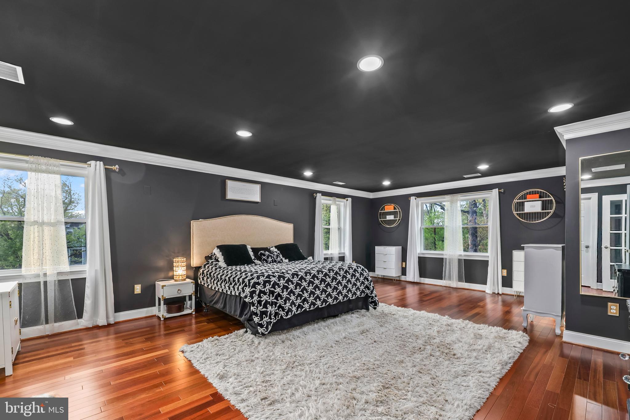 WAKEFIELD FOREST - Residential