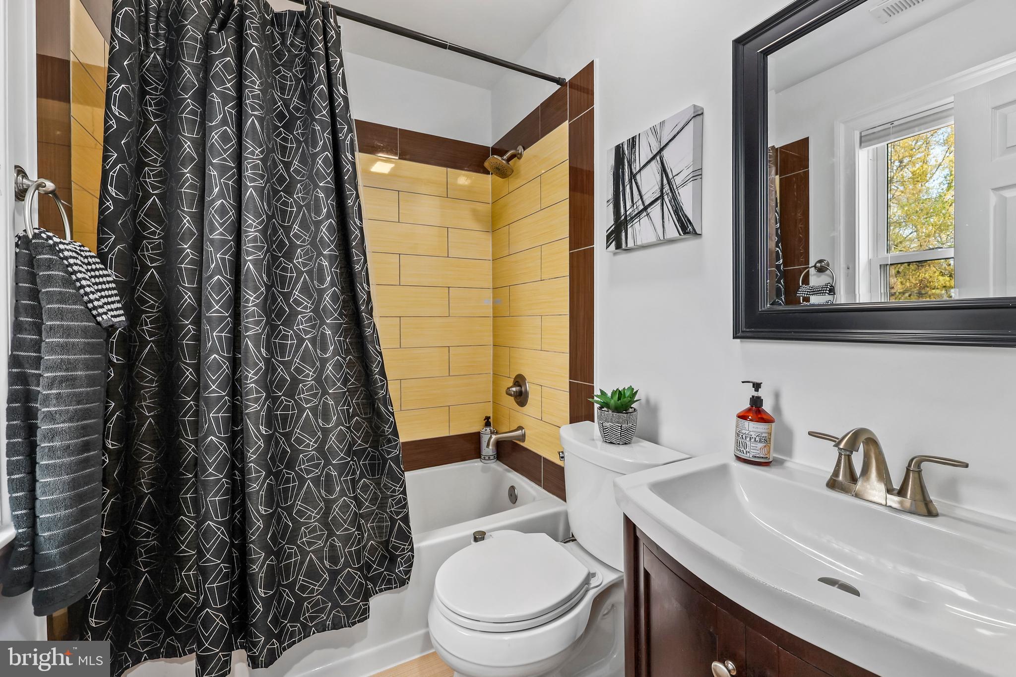 WAKEFIELD FOREST - Residential