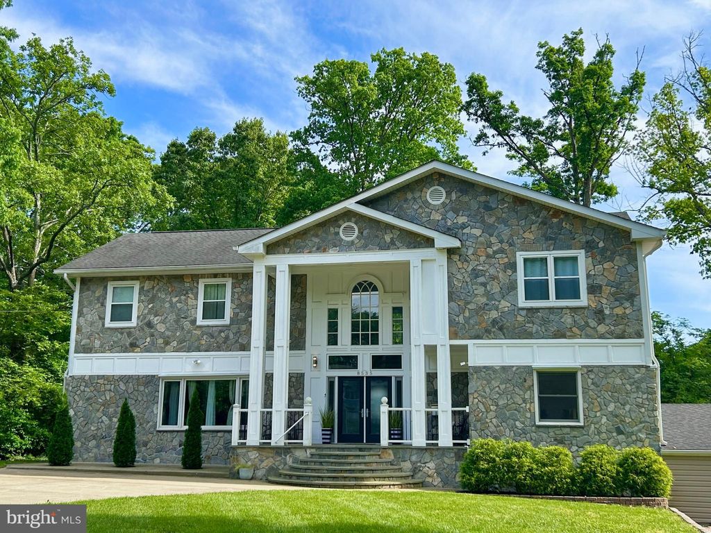 Photo of 8535 Forest Street, ANNANDALE, VA 22003 (MLS # VAFX2301796)