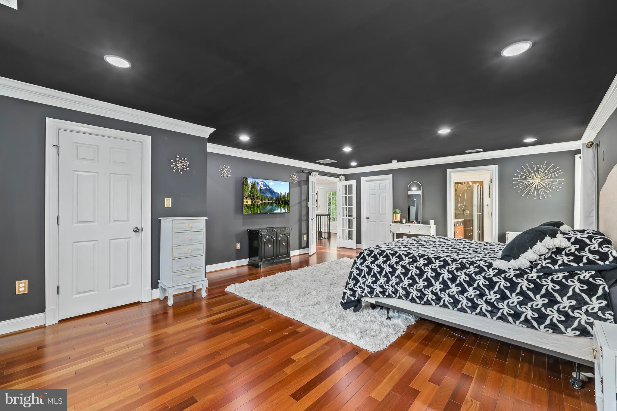 WAKEFIELD FOREST - Residential