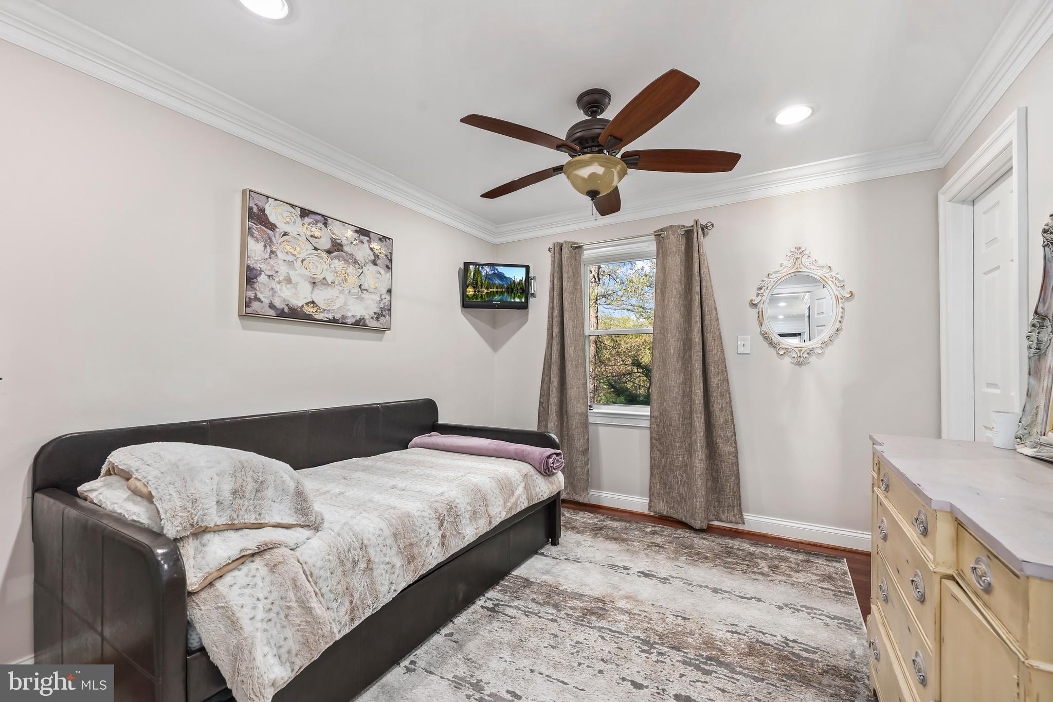 WAKEFIELD FOREST - Residential