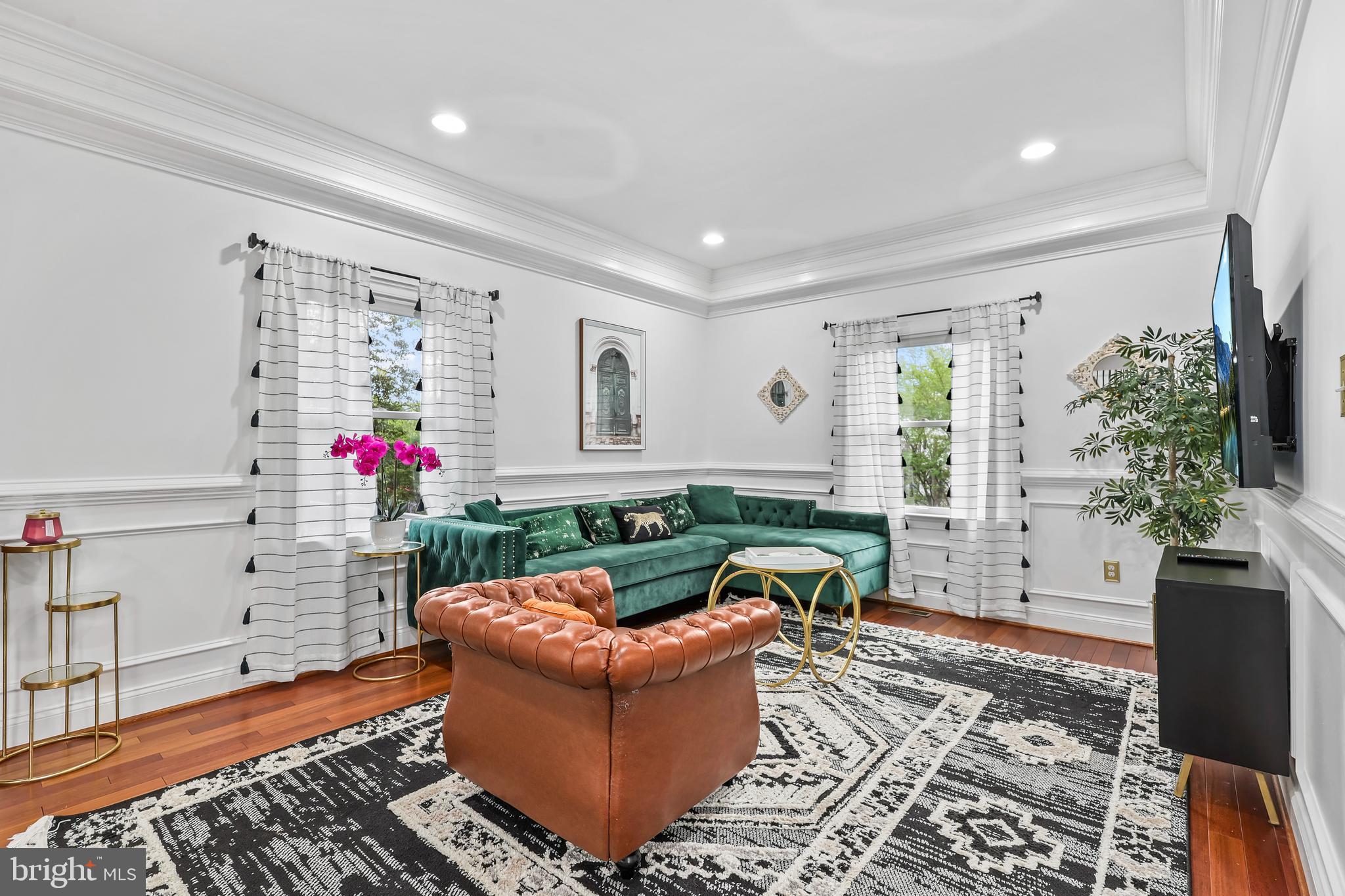 WAKEFIELD FOREST - Residential