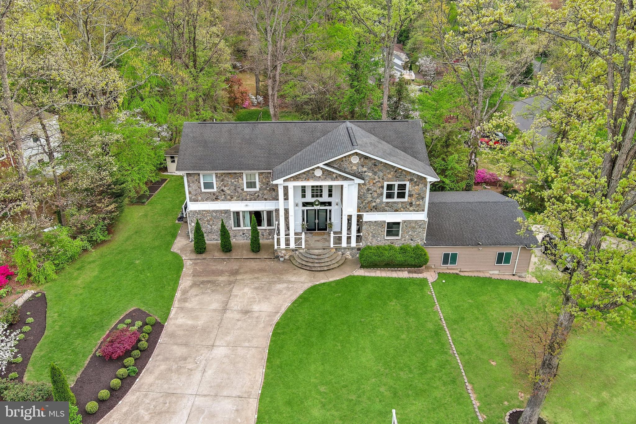 WAKEFIELD FOREST - Residential