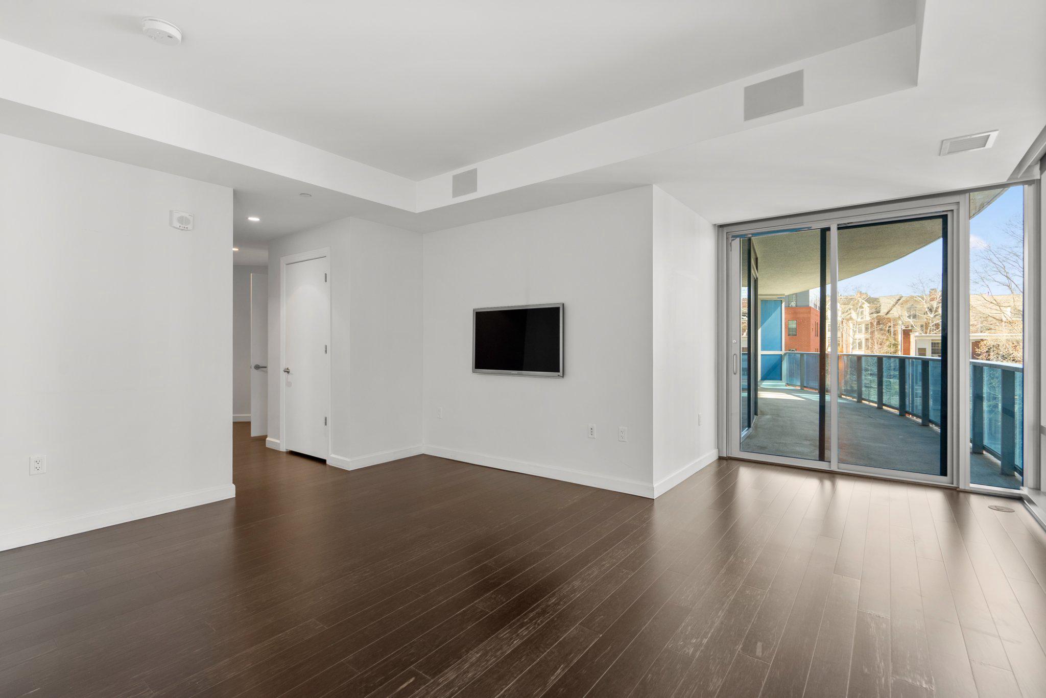 ROSSLYN - Residential