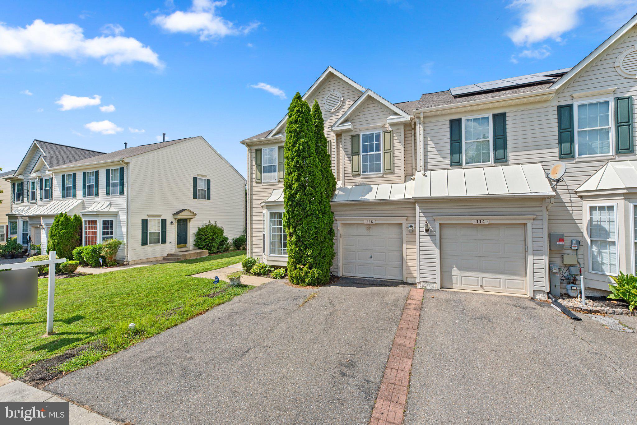 SEVEN OAKS - Residential