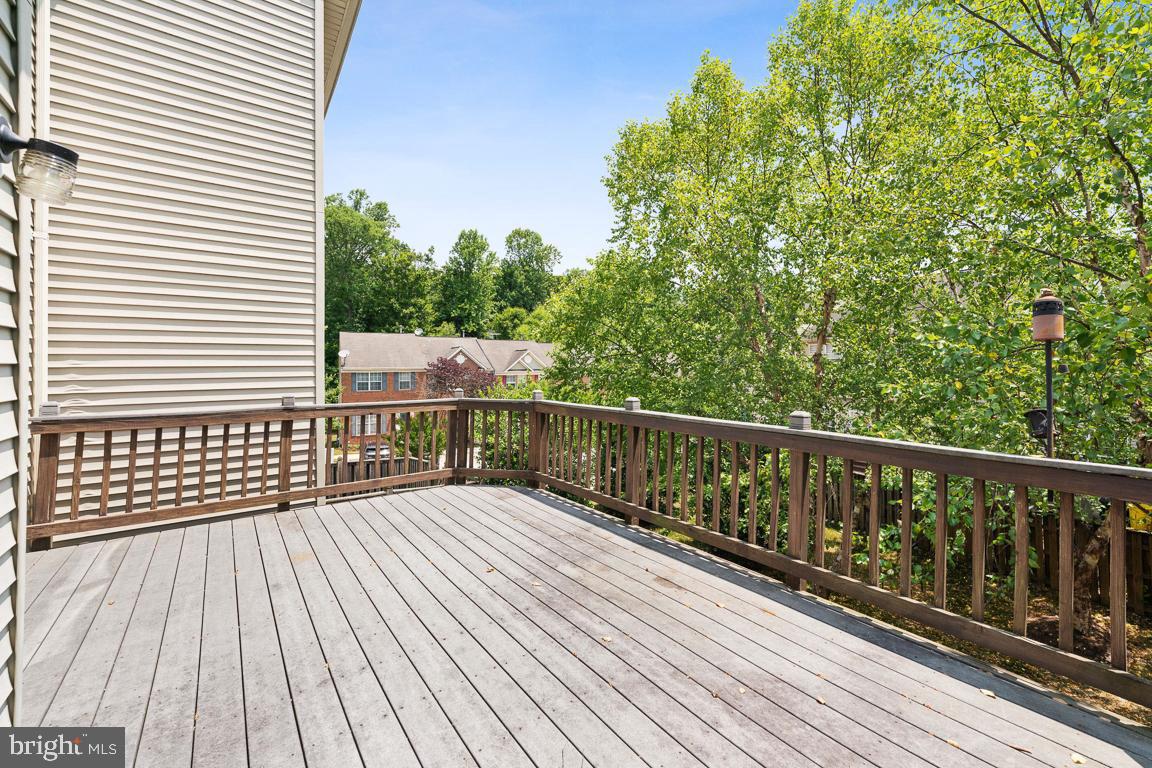 RUSSETT - Residential