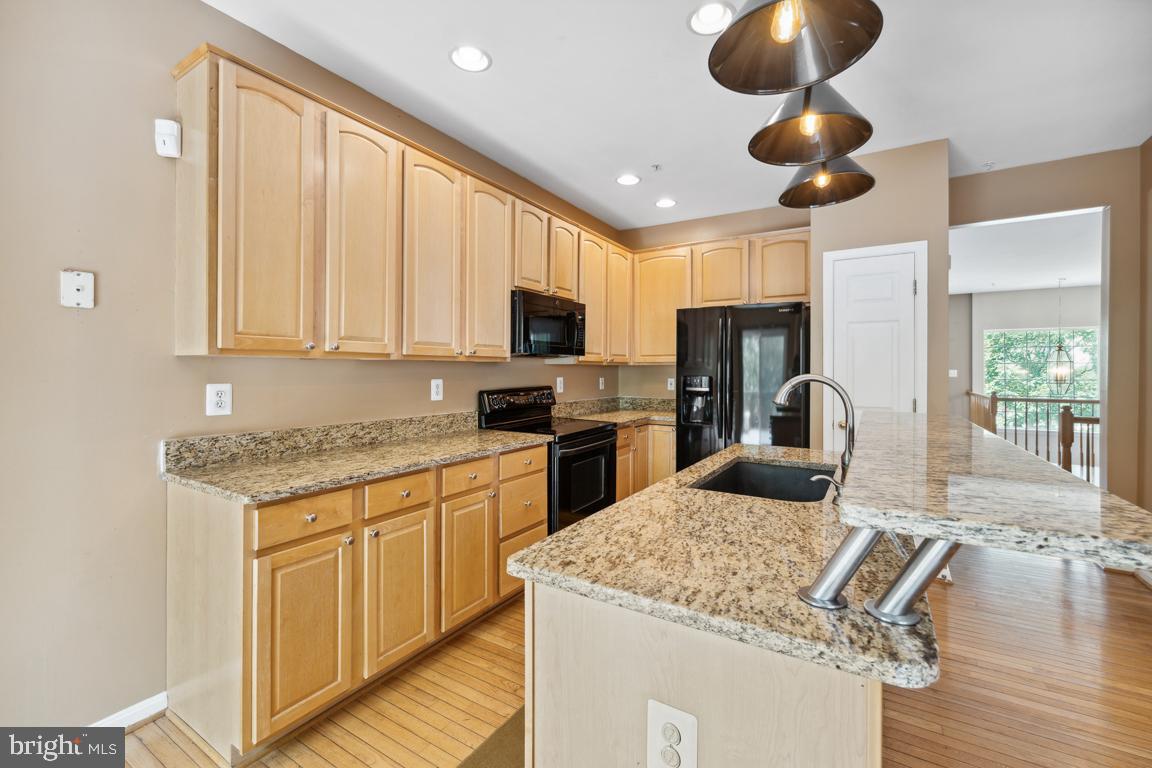 RUSSETT - Residential