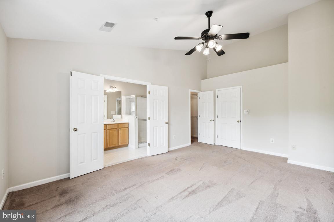 RUSSETT - Residential