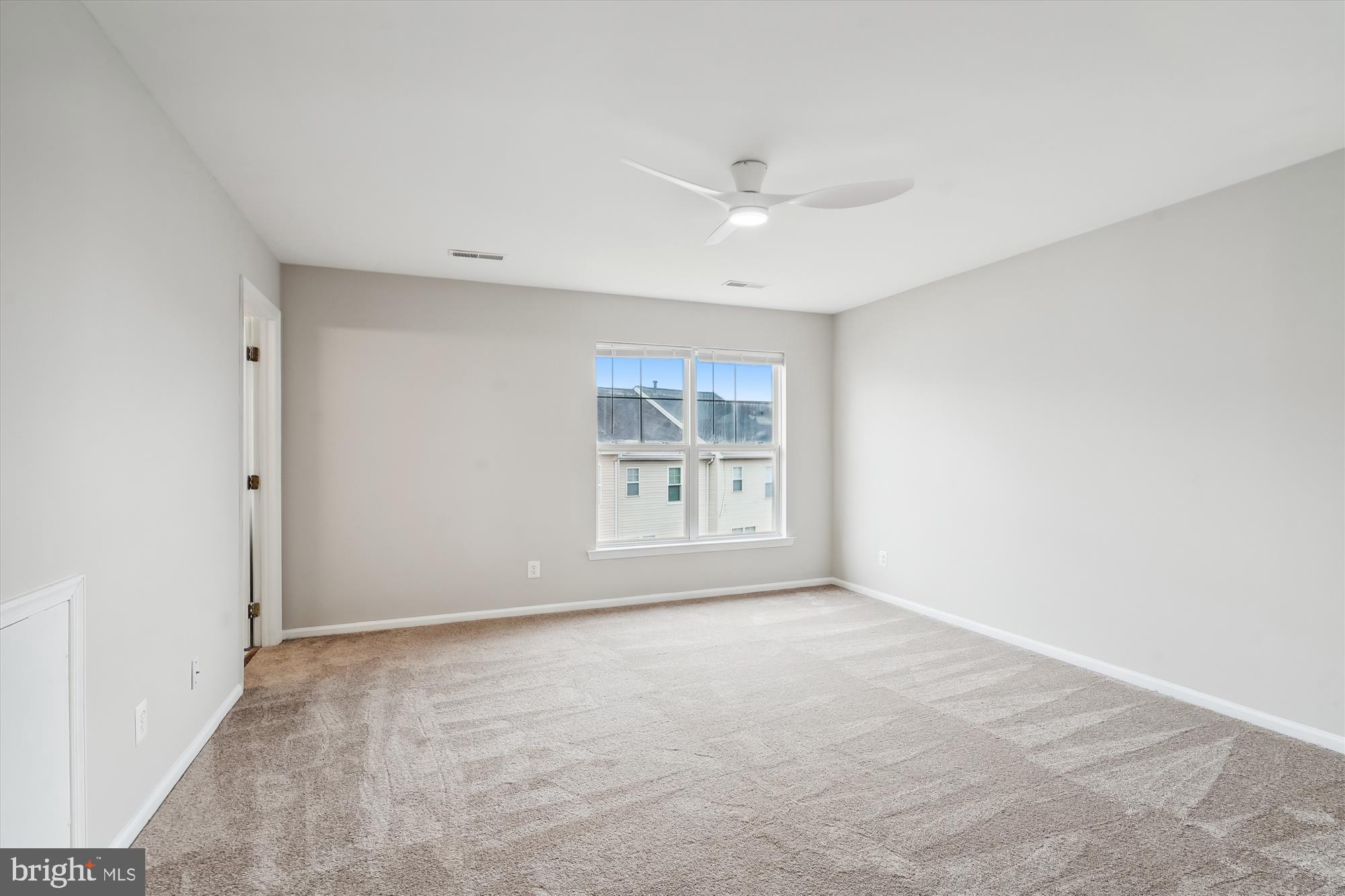 LAKESIDE - Residential