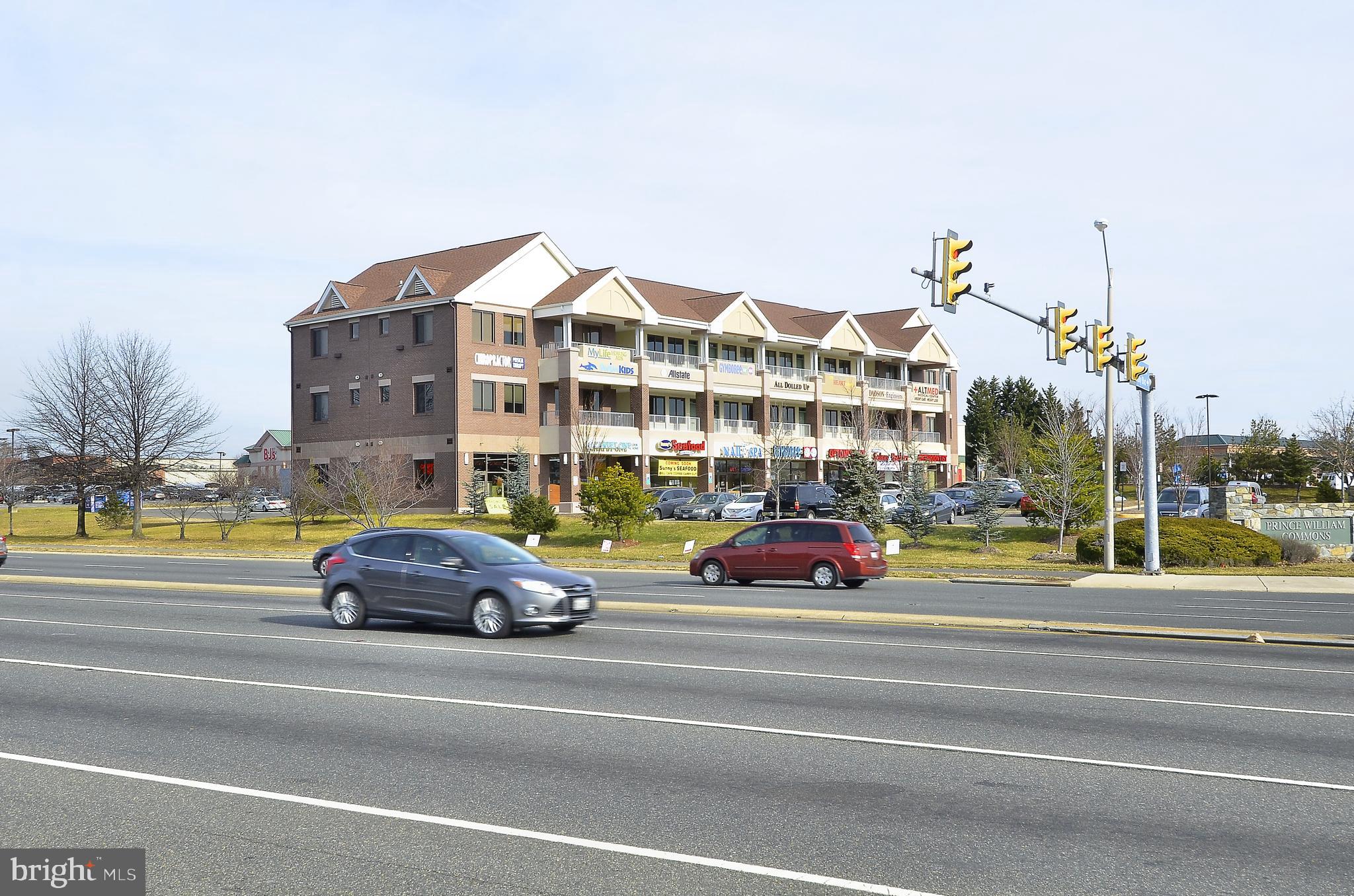 LAKESIDE - Residential