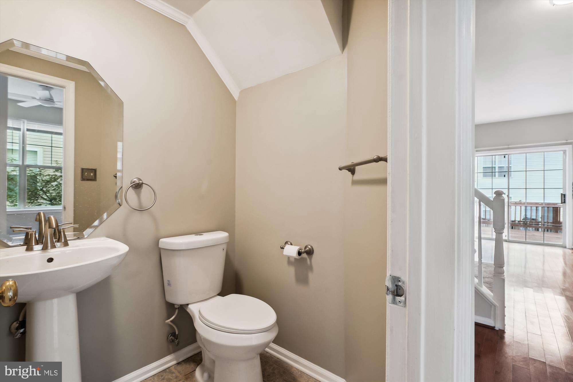 LAKESIDE - Residential