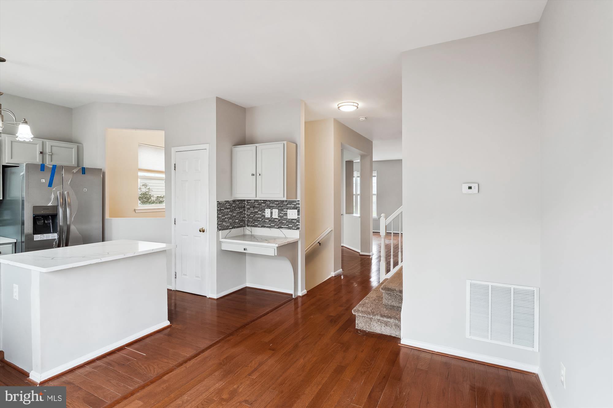 LAKESIDE - Residential