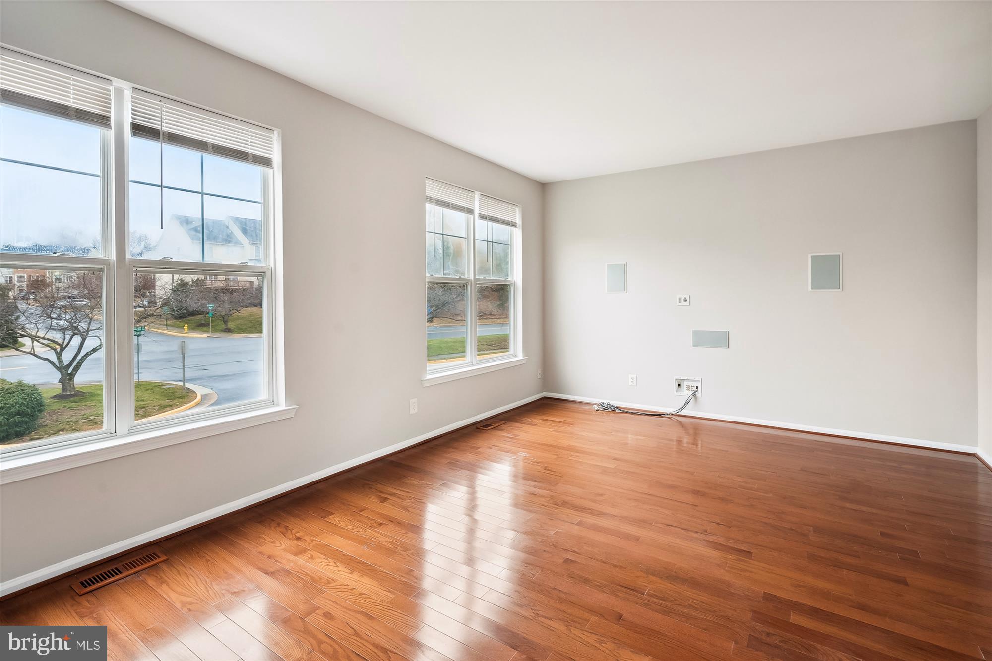 LAKESIDE - Residential