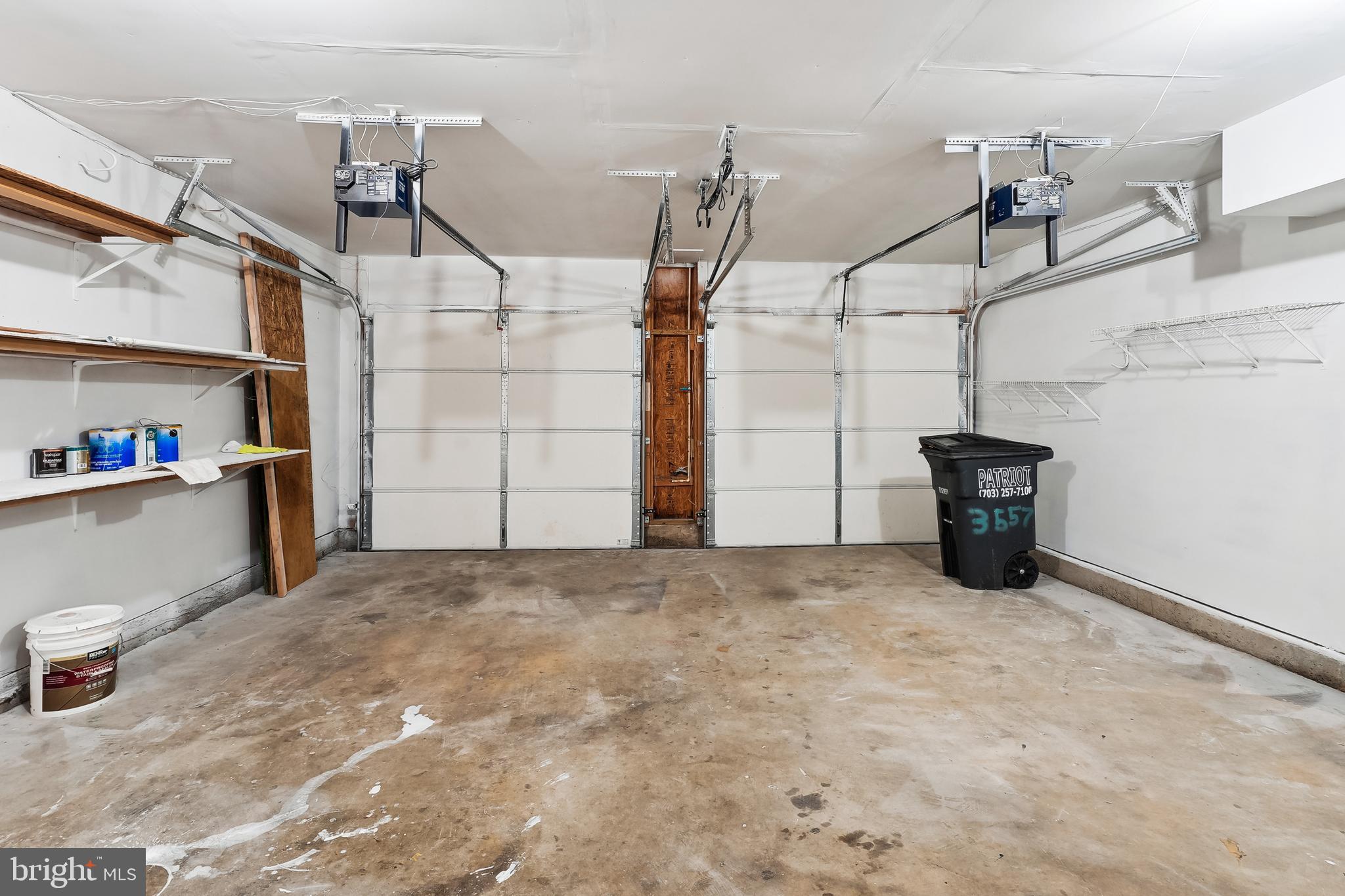 LAKESIDE - Residential