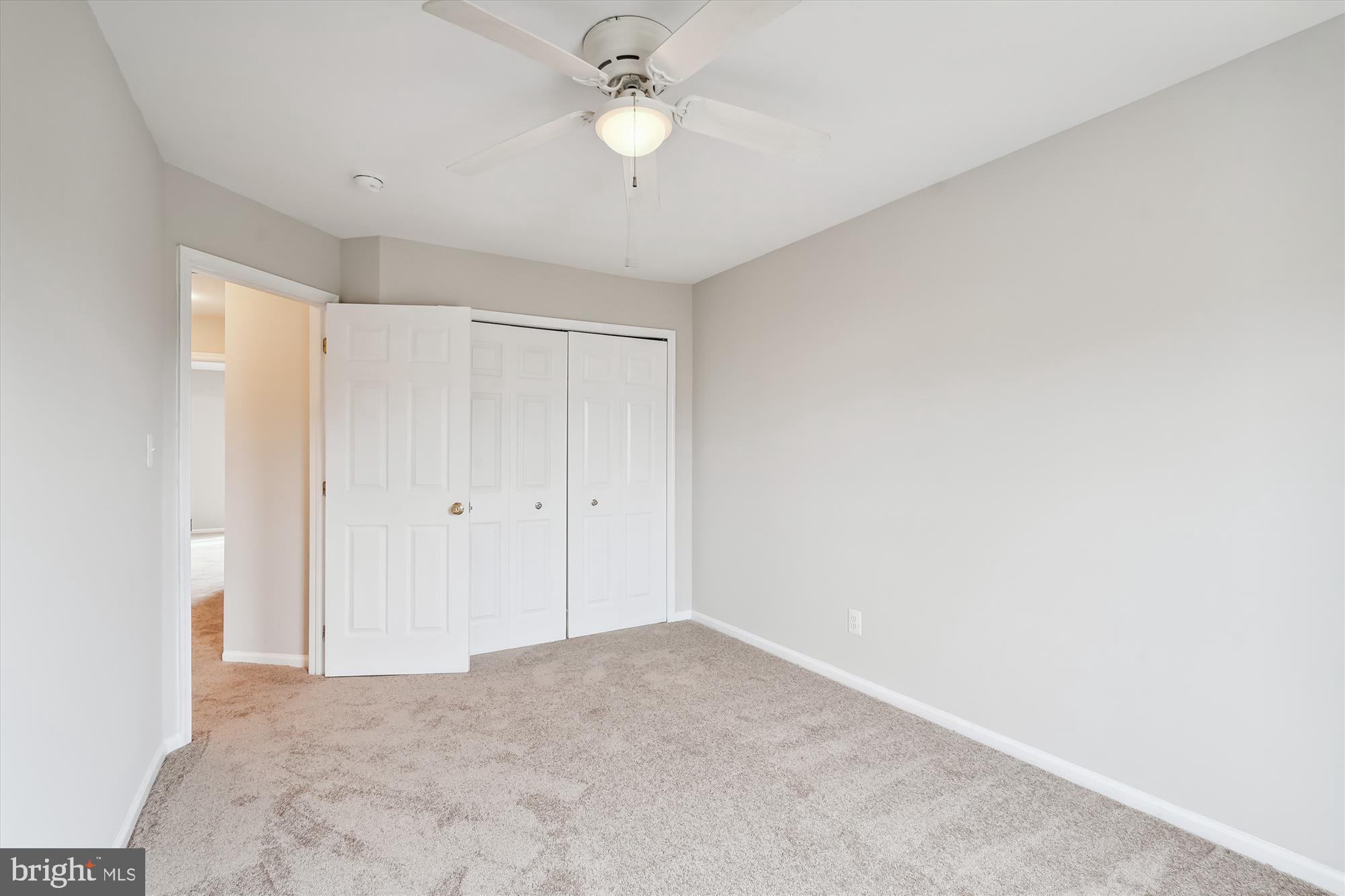 LAKESIDE - Residential