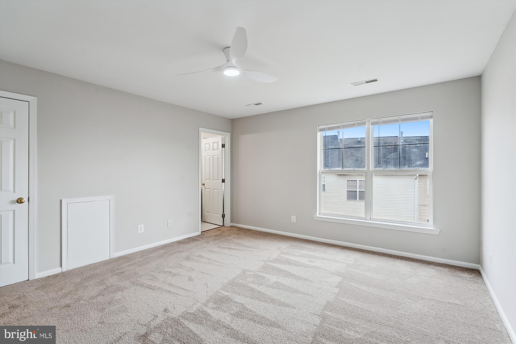 LAKESIDE - Residential