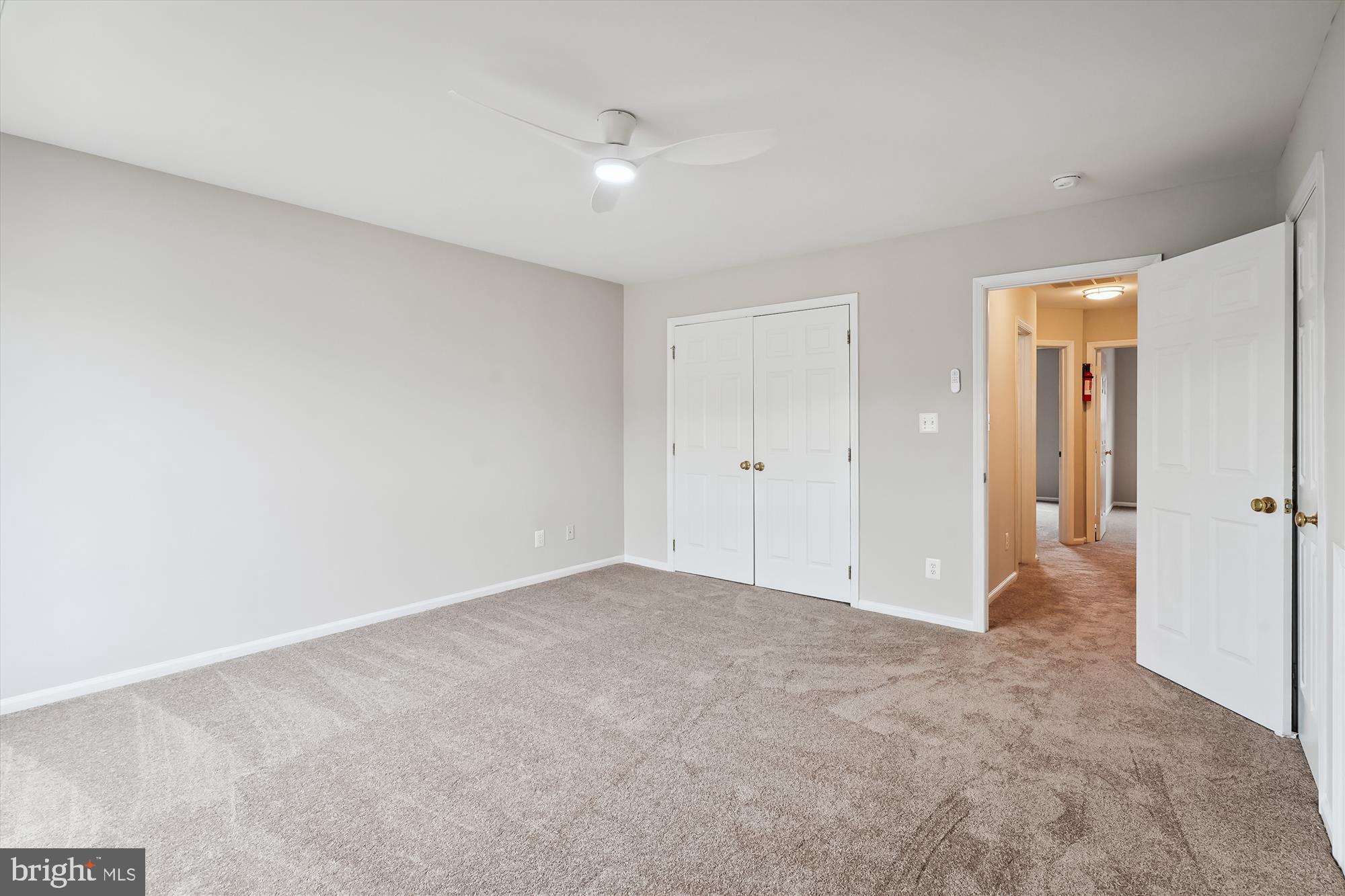 LAKESIDE - Residential