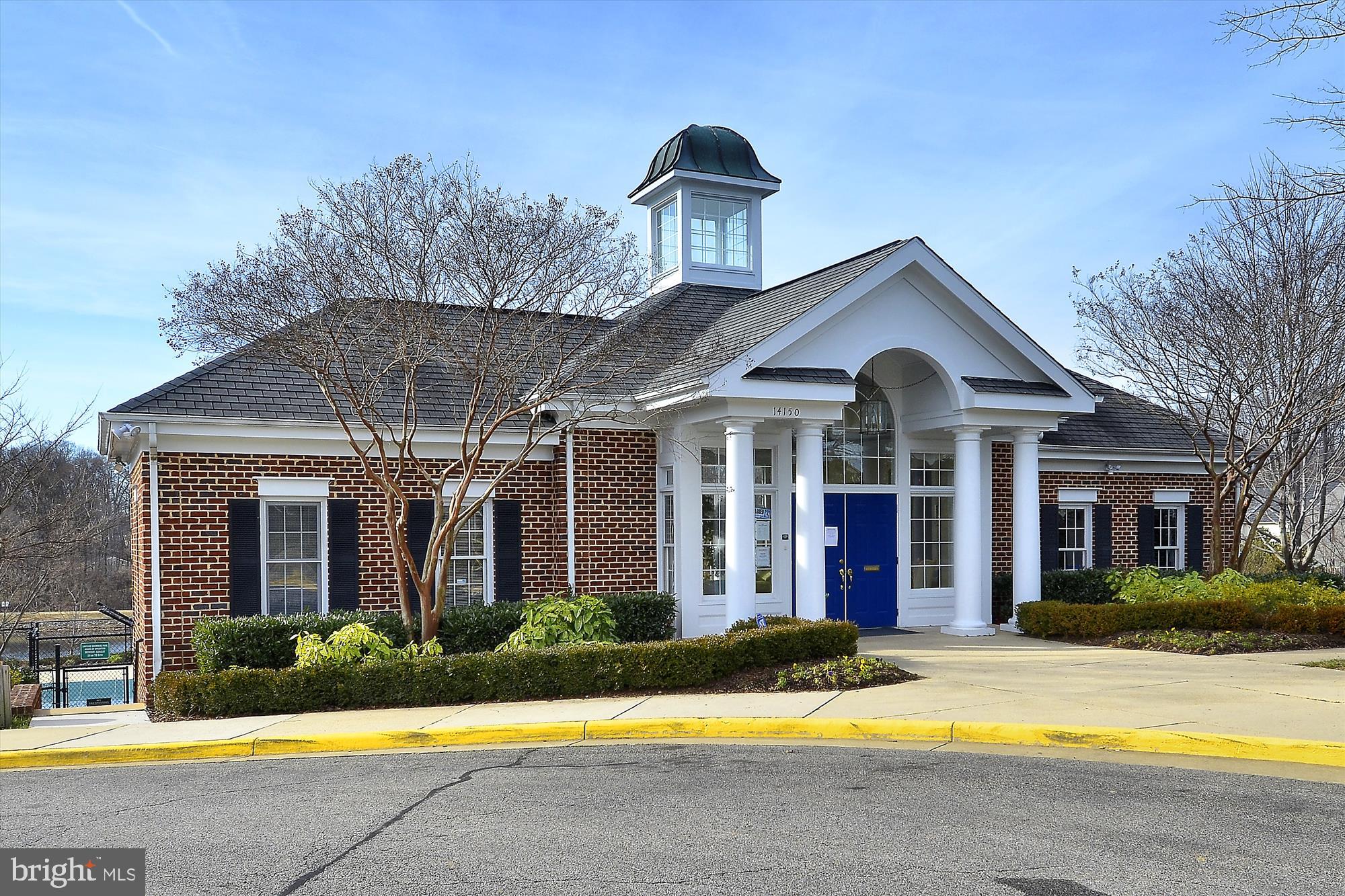 LAKESIDE - Residential