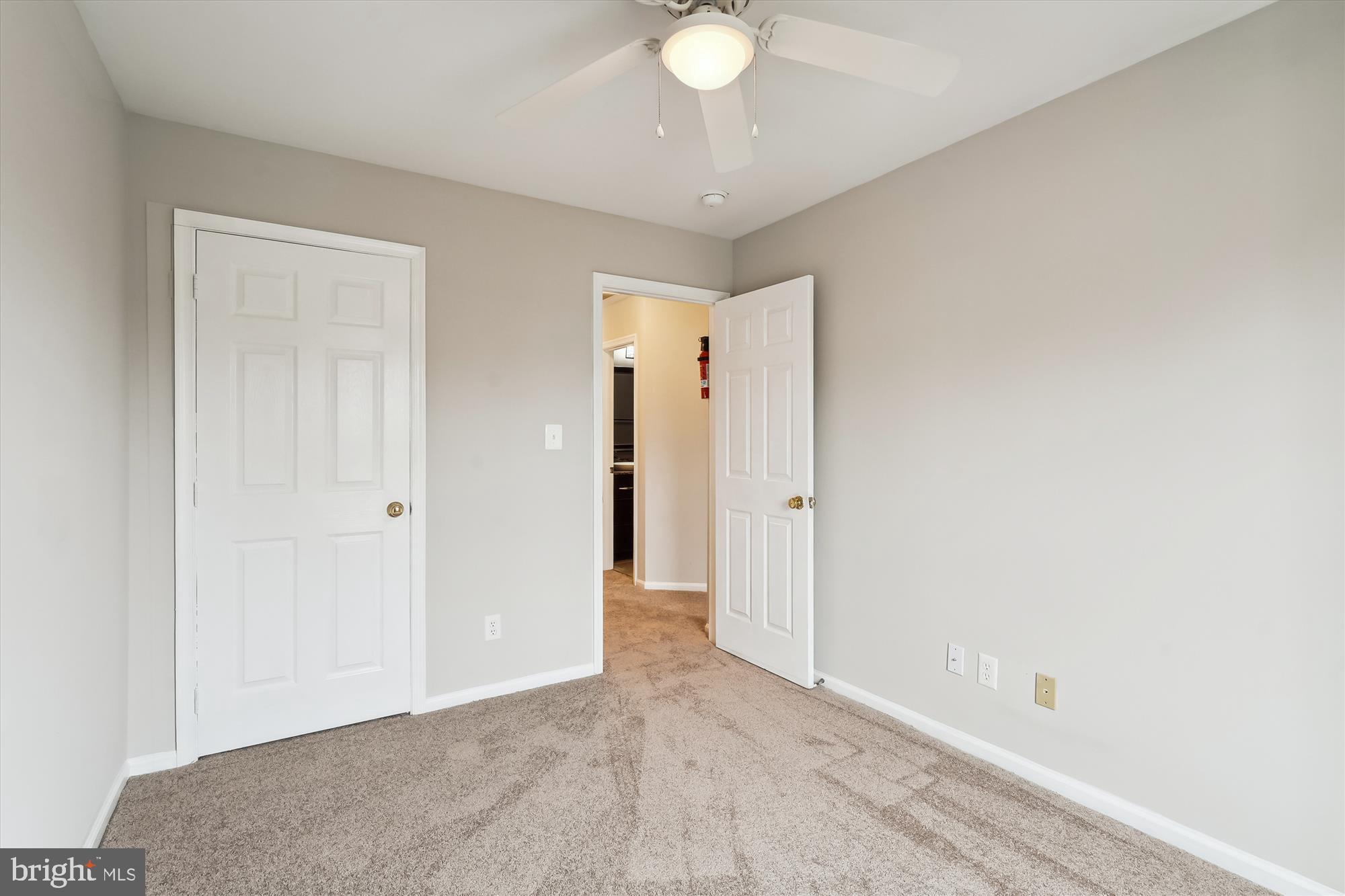 LAKESIDE - Residential