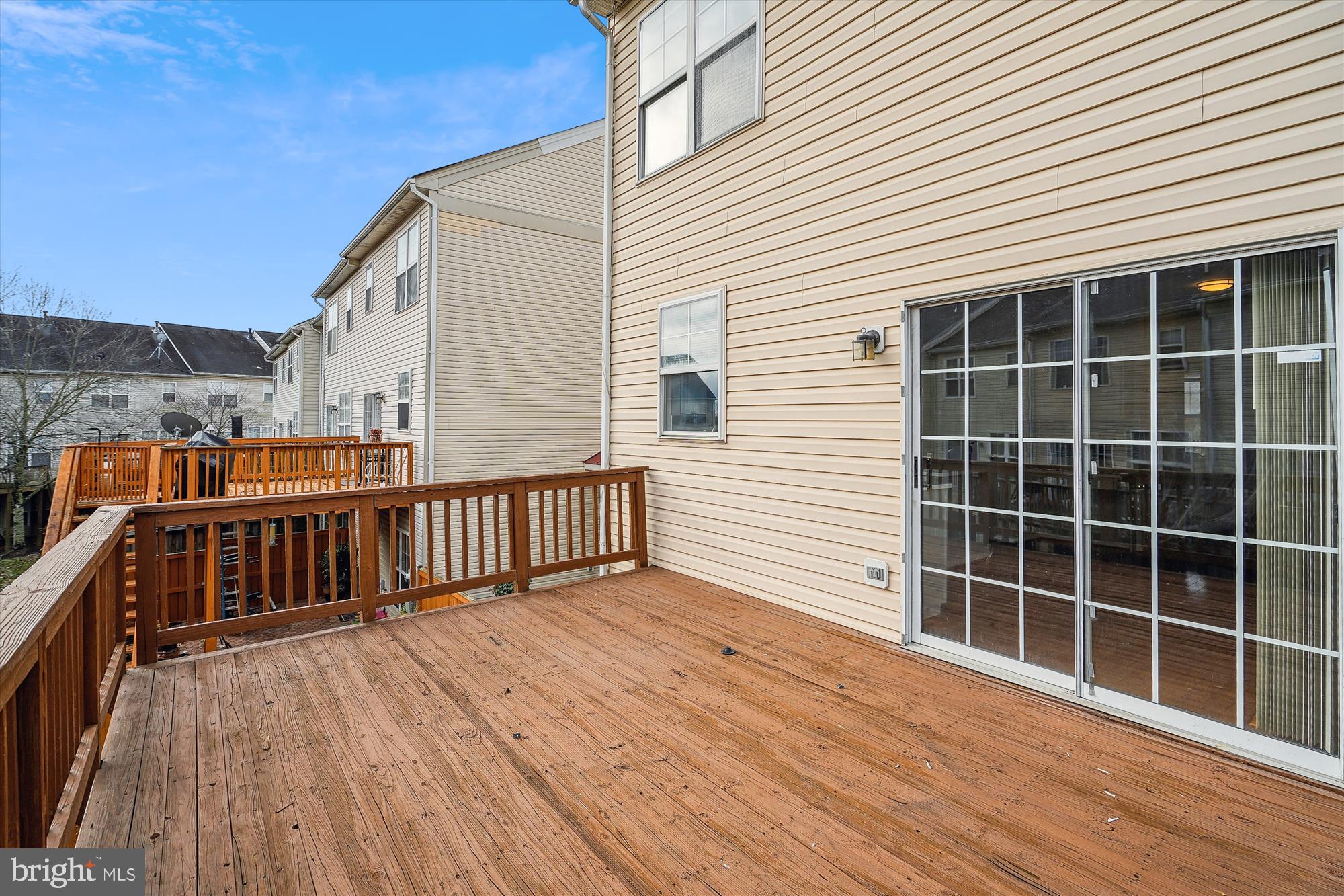 LAKESIDE - Residential