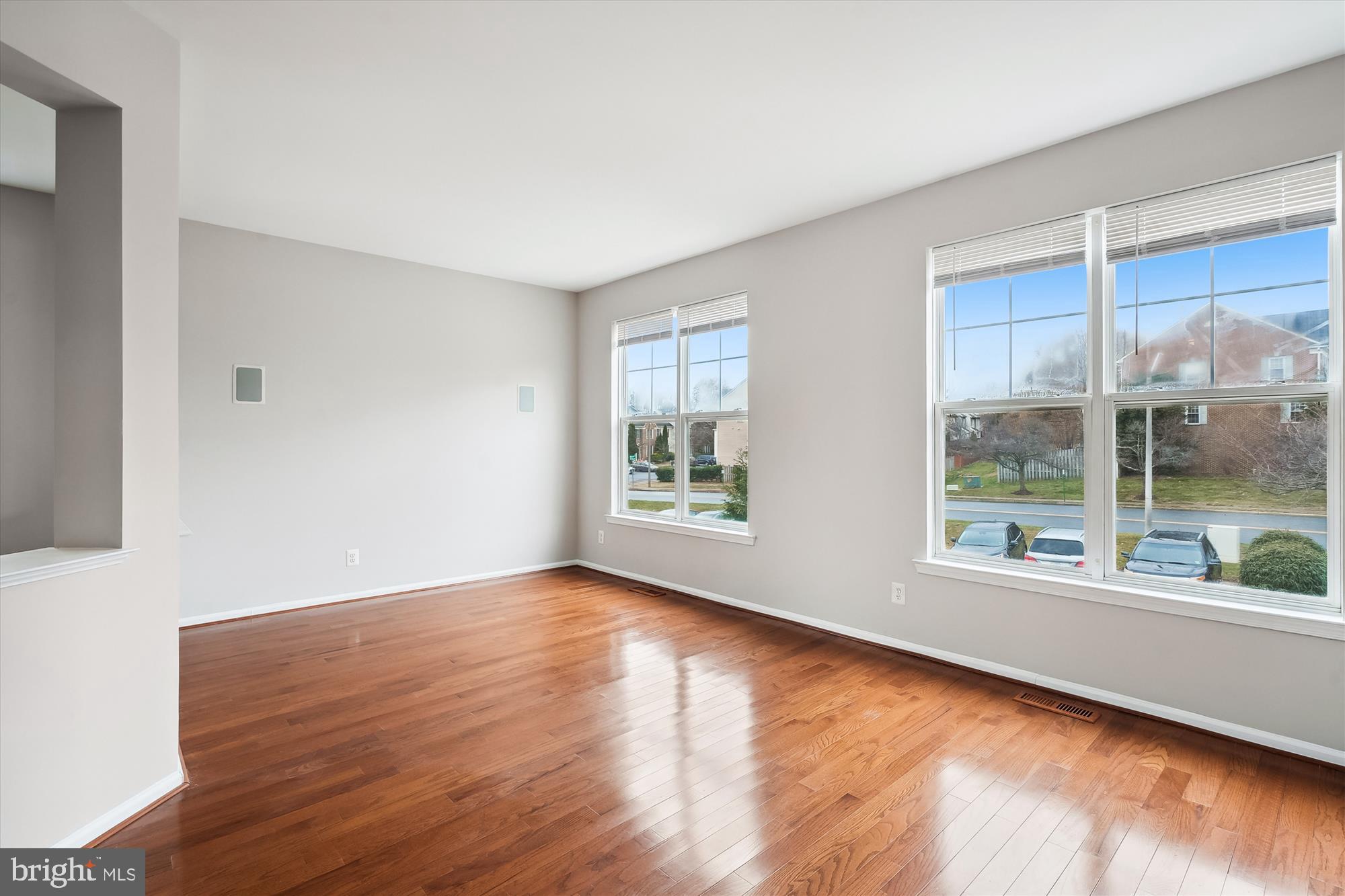 LAKESIDE - Residential